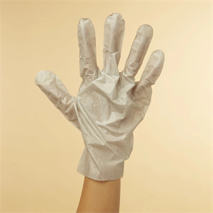 Voesh Collagen Gloves With Mint and Botanical Extracts