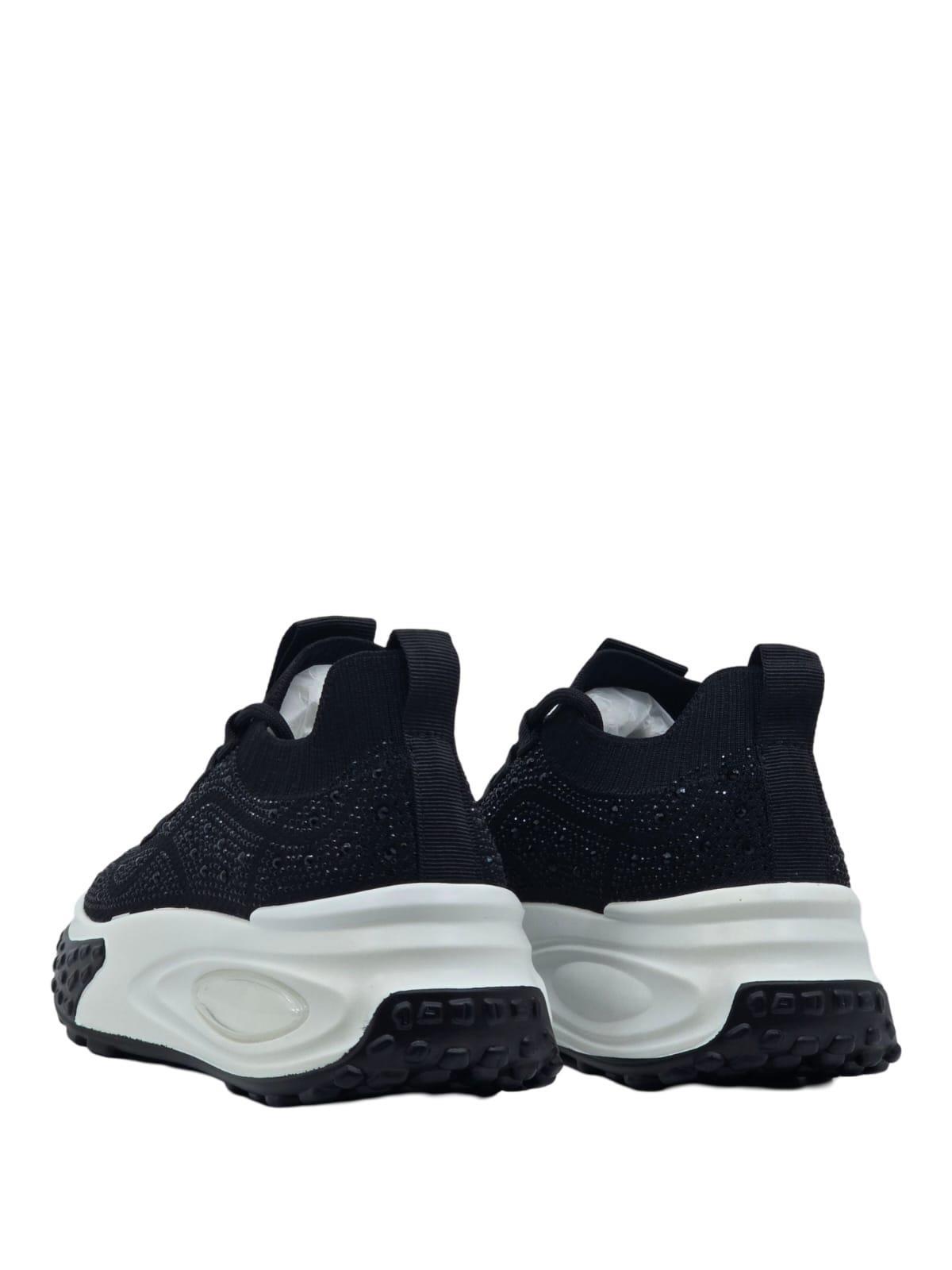 Guja 24K305-4 Kadın Sneaker Aır Taban Taş Detaylı Siyah