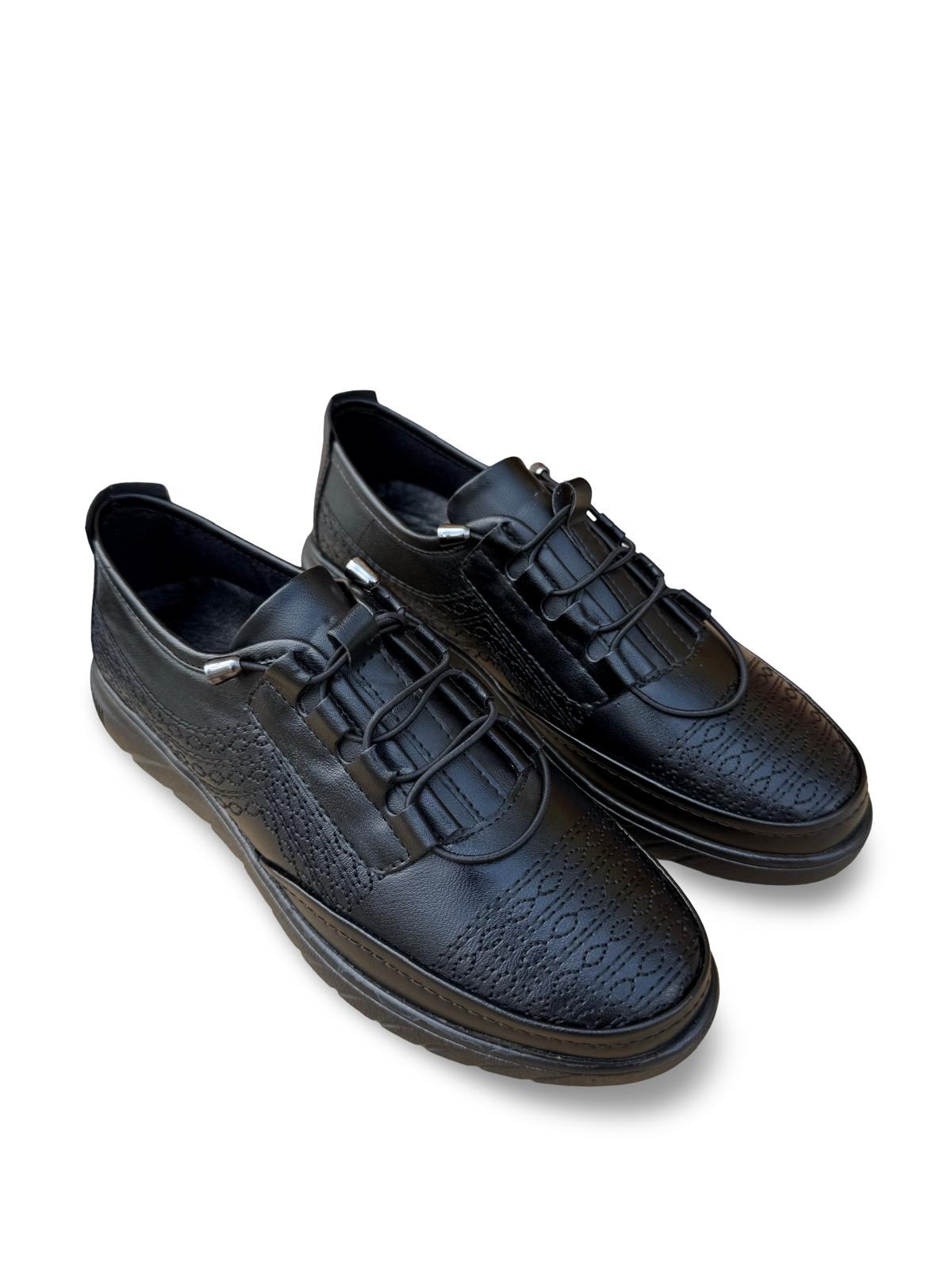 K152-218 Vegan Deri Comfort Taban Lastik Bağcıklı Kadın Casual Ayakkabı Siyah