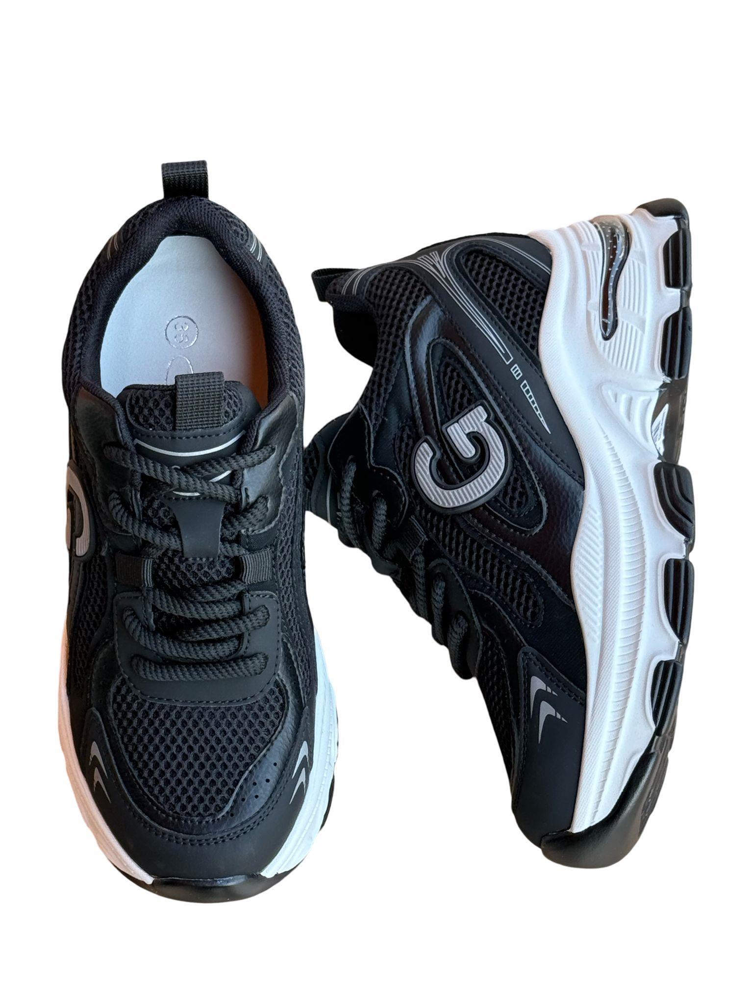 Yalınayak 25Y323 Kadın Aır Taban Sneaker Spor Siyah