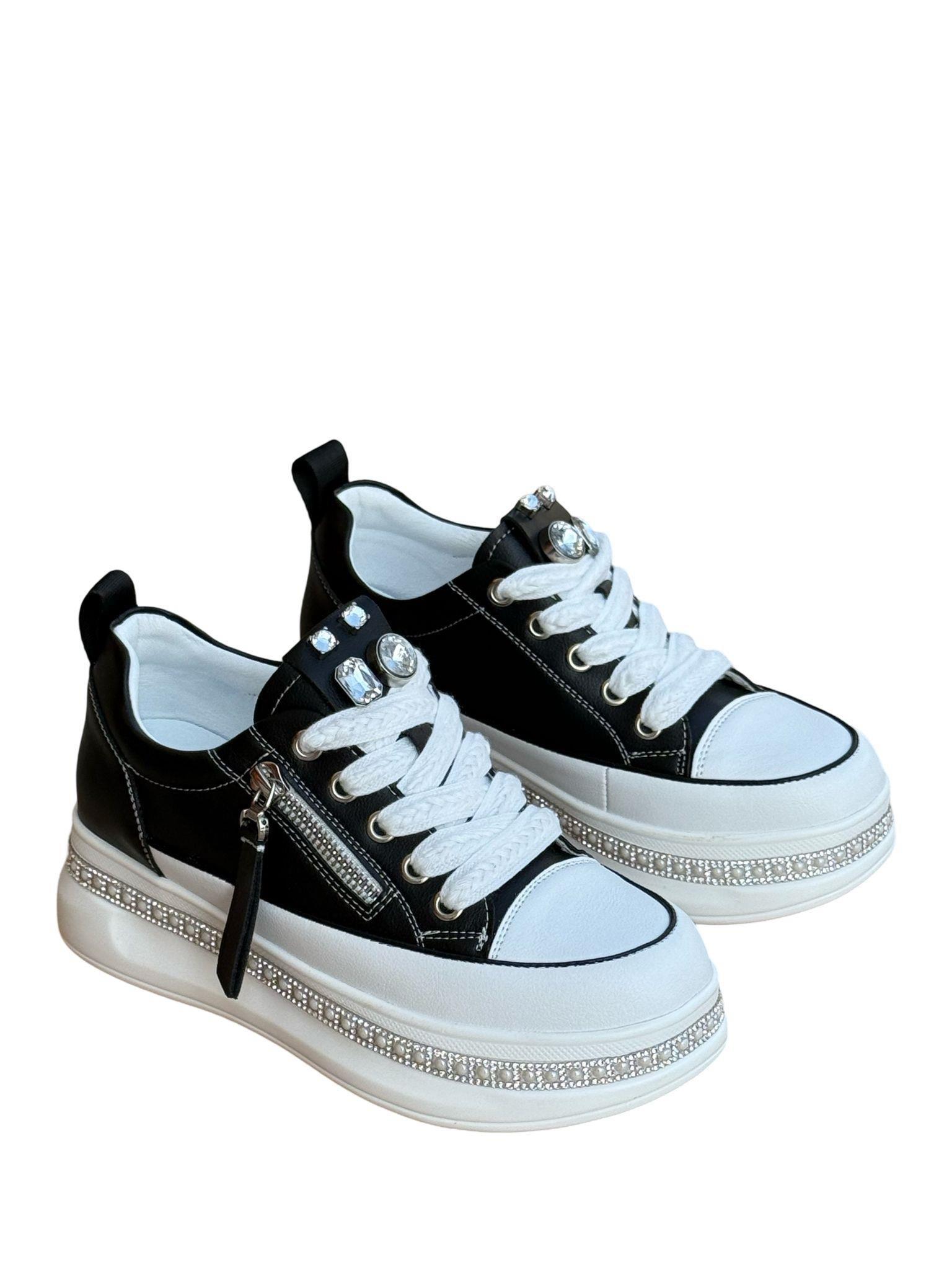 Yalınayak 25Y423-4 Taş Detaylı Kadın Eva Taban Sneaker Siyah