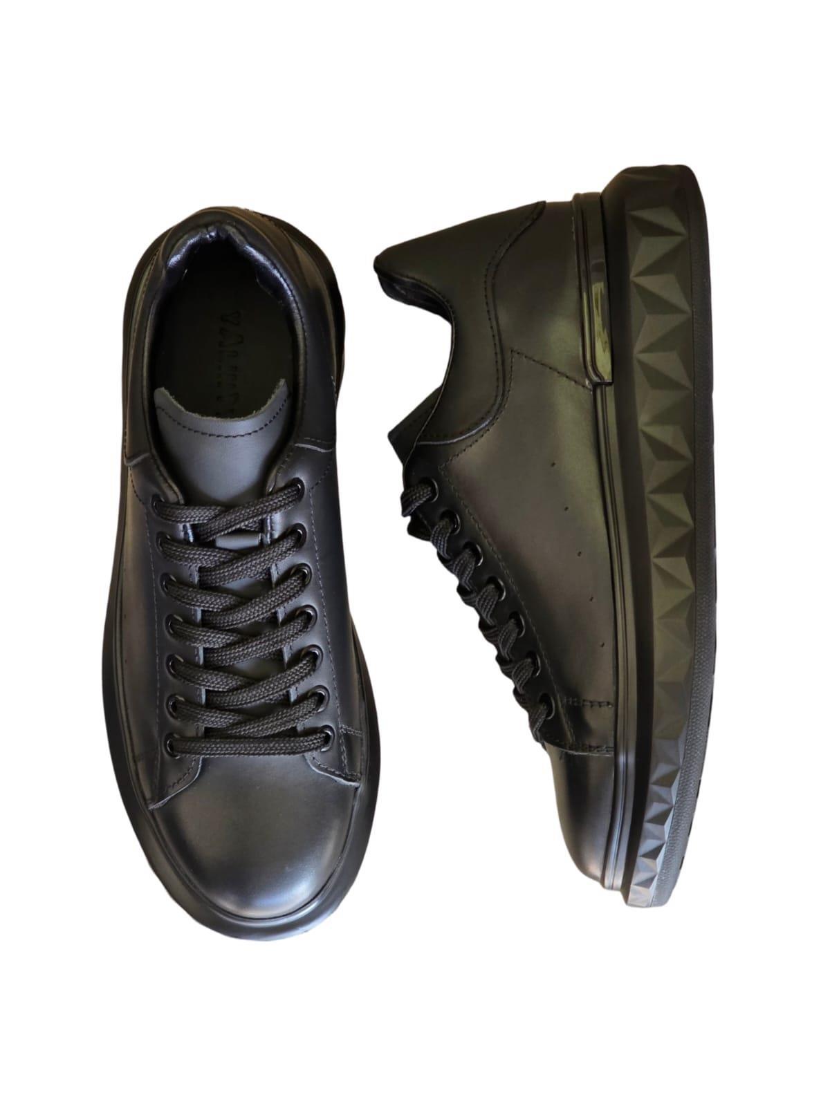 Yalınayak M19369 Hakiki Deri Erkek Sneaker Siyah Mat