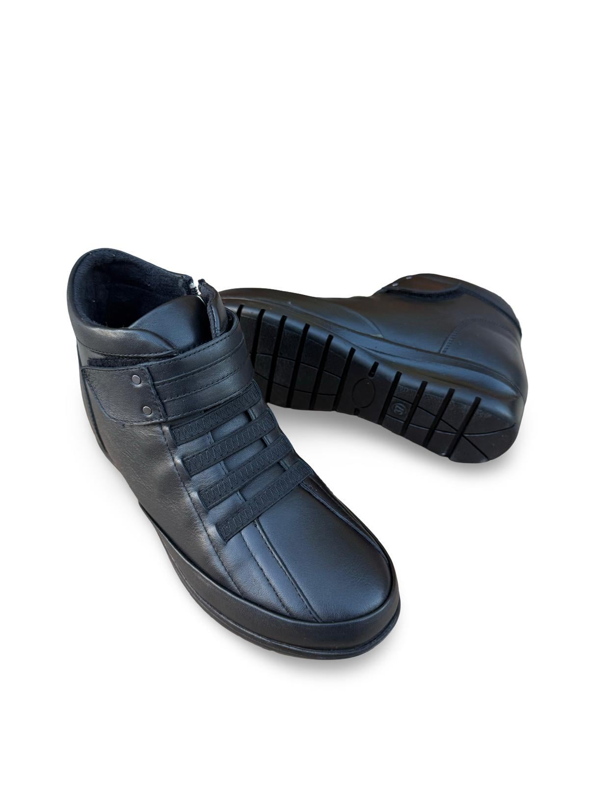 Yalınayak P7118  Hakiki Deri Comfort Taban Kadın Bot Siyah