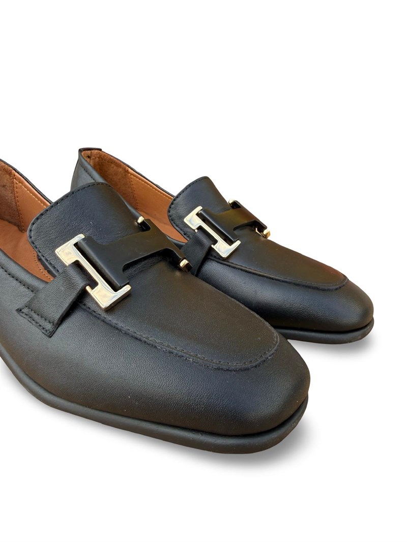 26143249A Hakiki Deri Kadın Loafer Babet Siyah