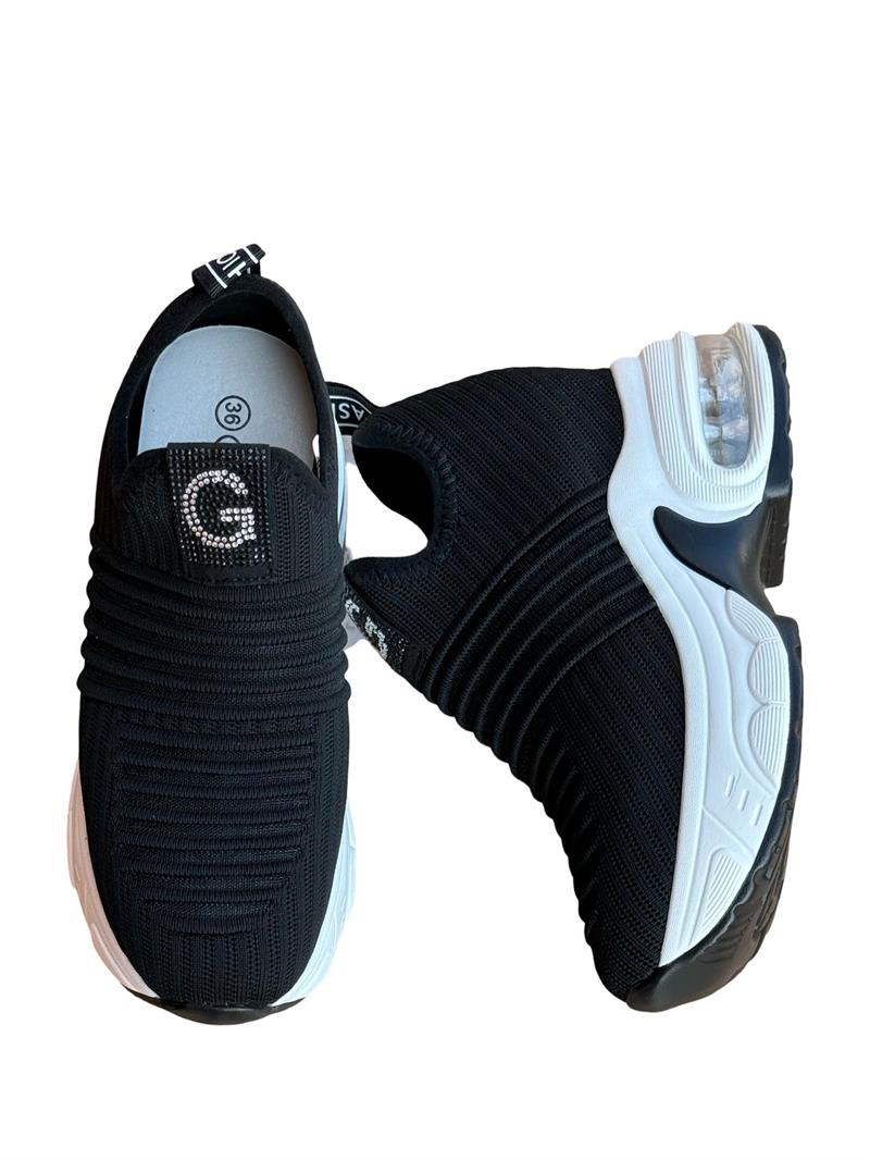 Yalınayak 25Y300-8 Taş Detaylı Aır Taban Kadın Sneaker Siyah