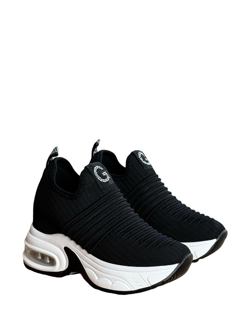 Yalınayak 25Y300-8 Taş Detaylı Aır Taban Kadın Sneaker Siyah