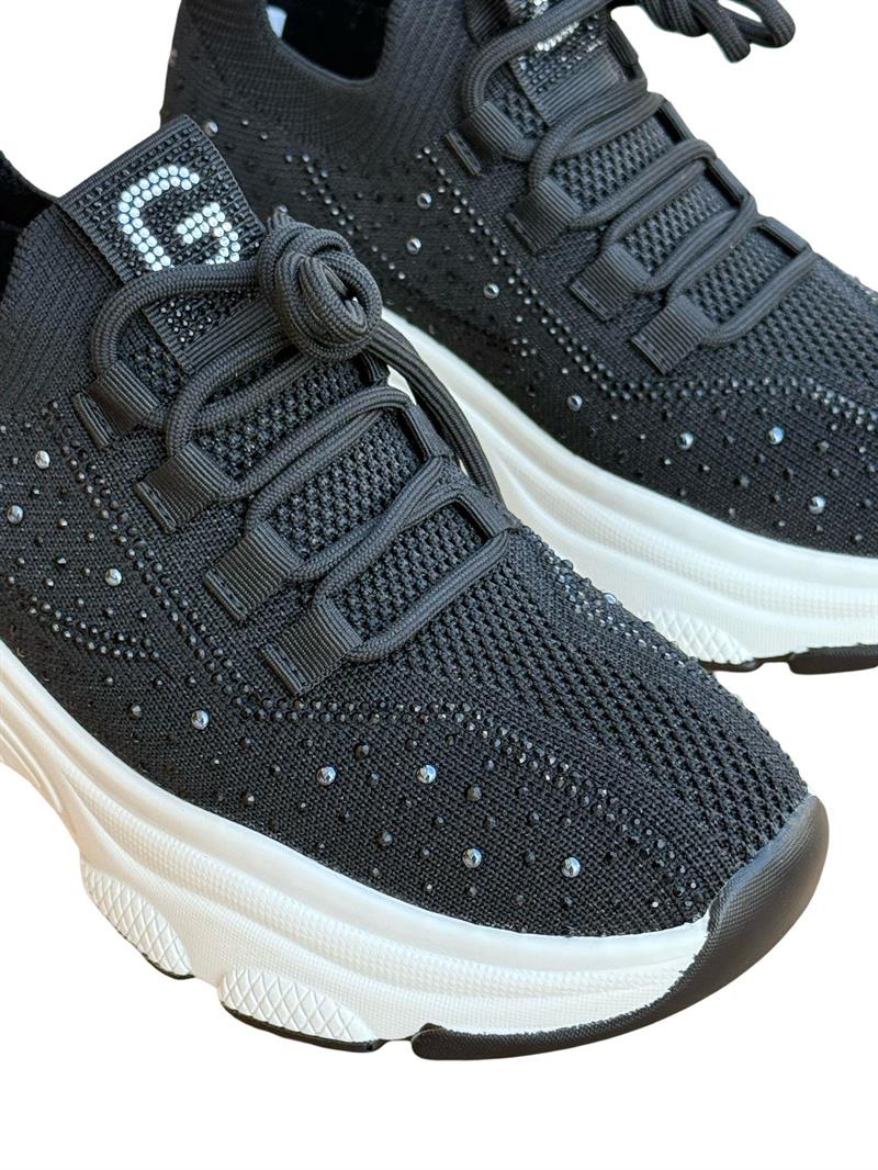 Yalınayak 25Y309-1 Taş Detaylı Aır Taban Kadın Sneaker Siyah
