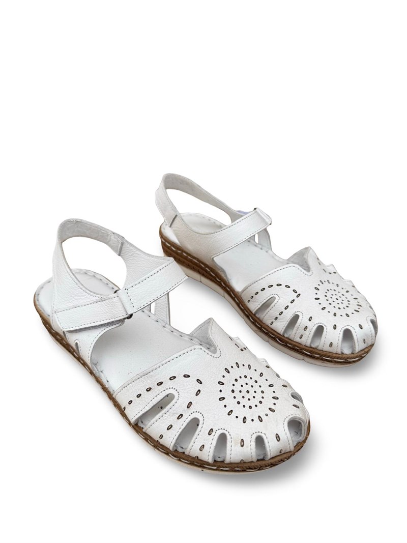 Yalınayak C22380 Hakiki Deri Kadın Comfort Taban Sandalet Beyaz