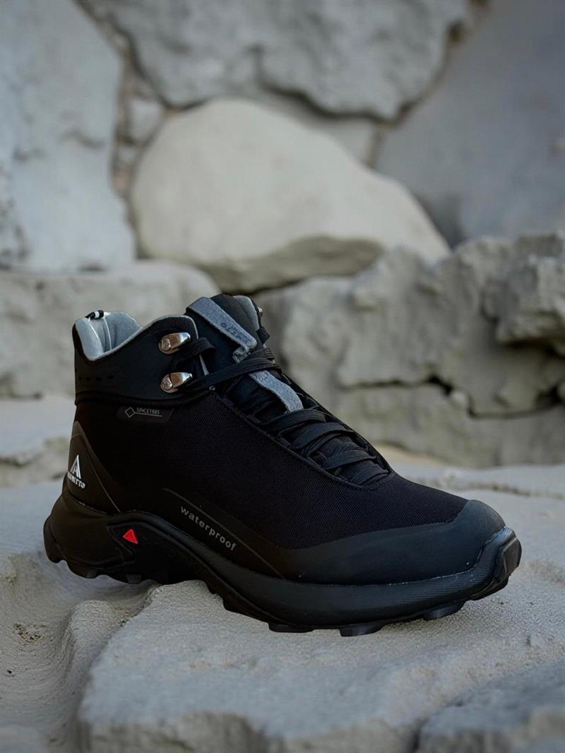 Yalınayak M210500 Erkek Waterproof Outdoor Bot Siyah