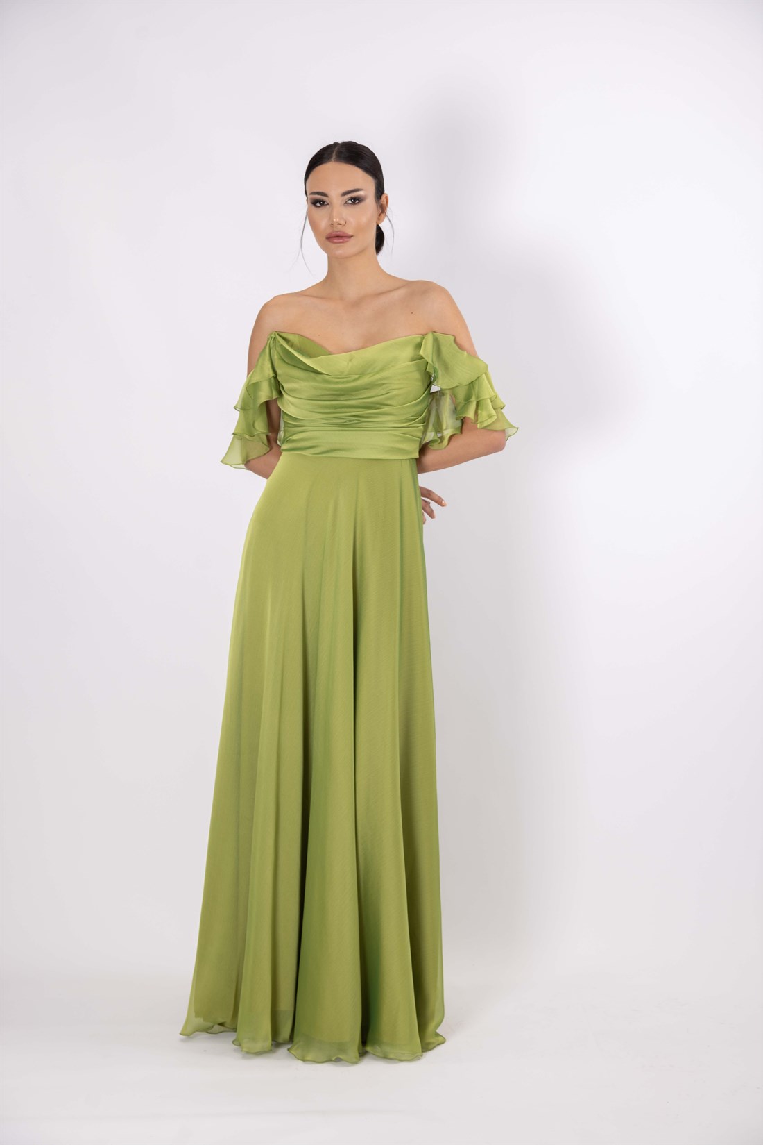 Yeşil ve Zümrüt Yeşili Abiye Elbise Modelleri - egelin