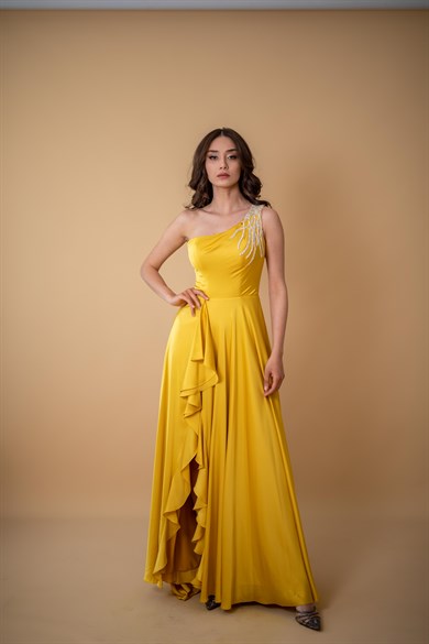 Sarı Abiye Elbise Modelleri İndirimli Fiyatlarla Burada - egelin