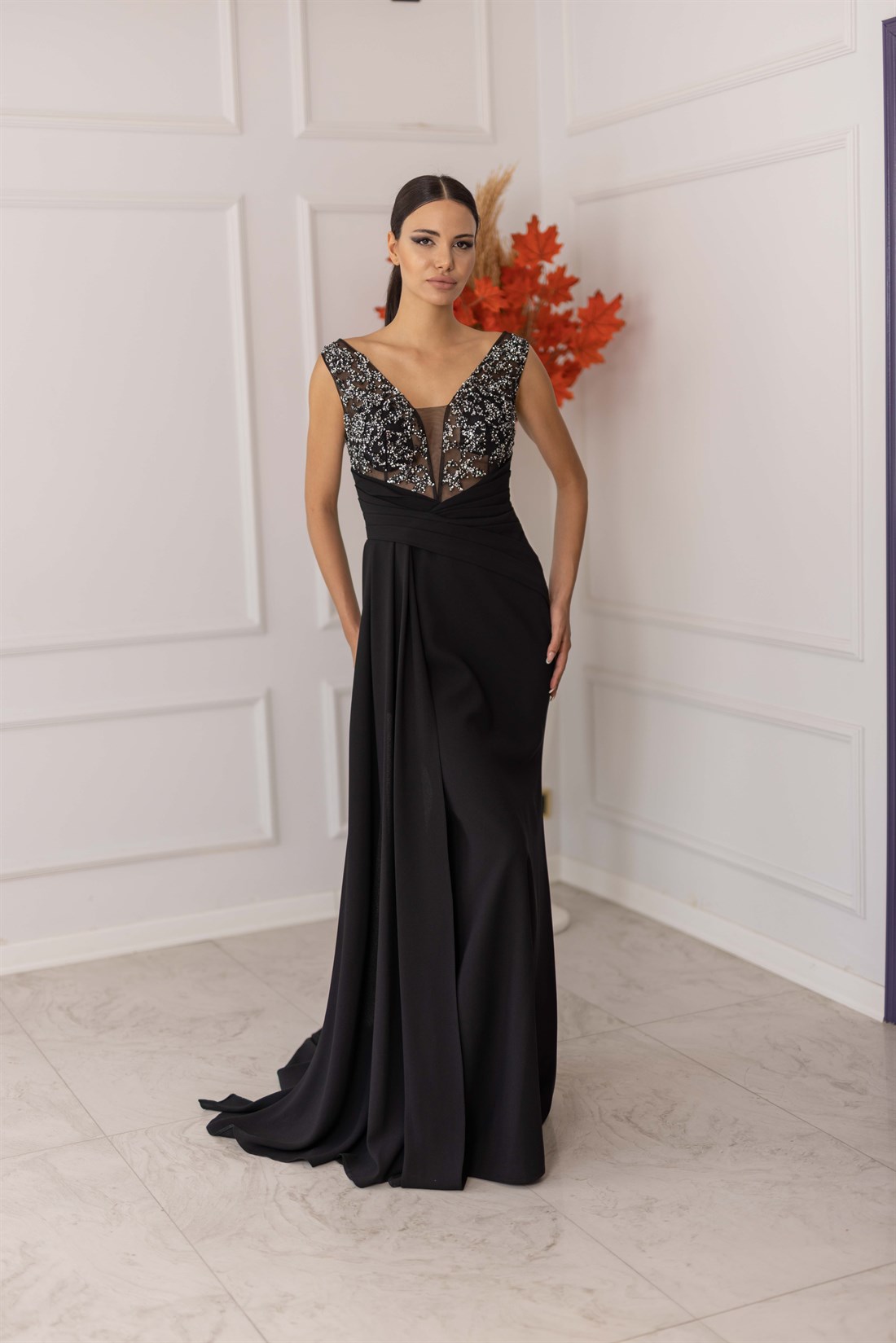 Siyah Abiye Elbise Modelleri İndirimli Fiyatlarla - egelin
