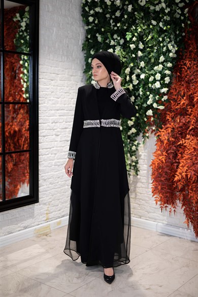 Yaka Kol Ve Kemer Taş Detaylı Siyah Tesettür Abiye Elbise