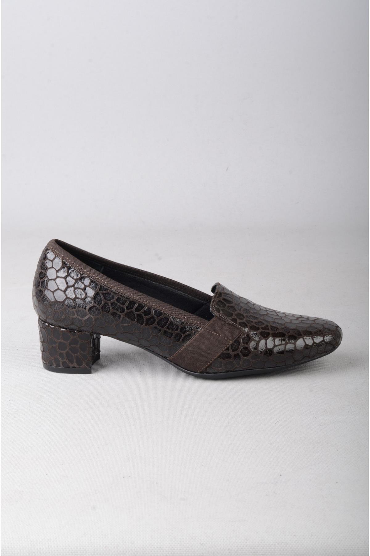 EBRU 1523 ÖZEL ÜRETİM COMFORT KADIN TOPUKLU AYAKKABI KAHVE BASKI