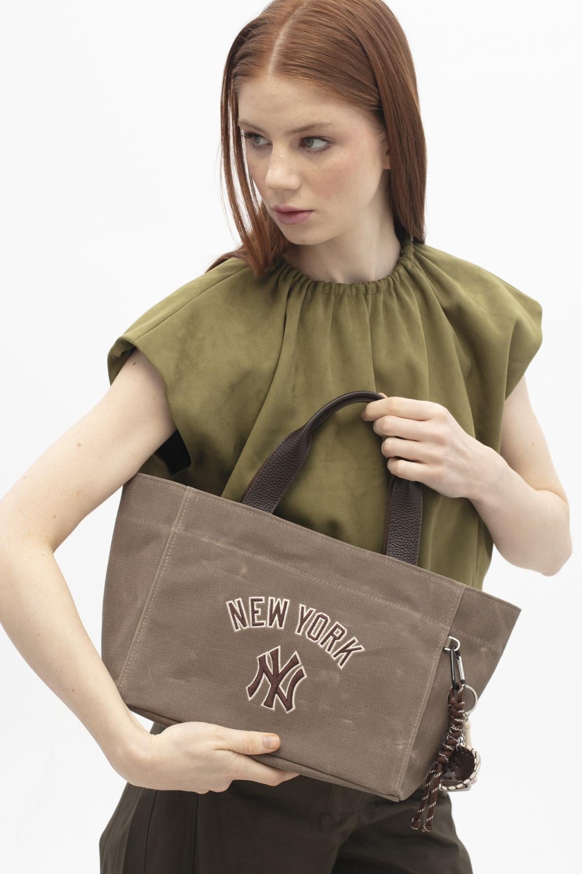 New York Yankees MLB001 Canvas Kol Çantası KAHVE