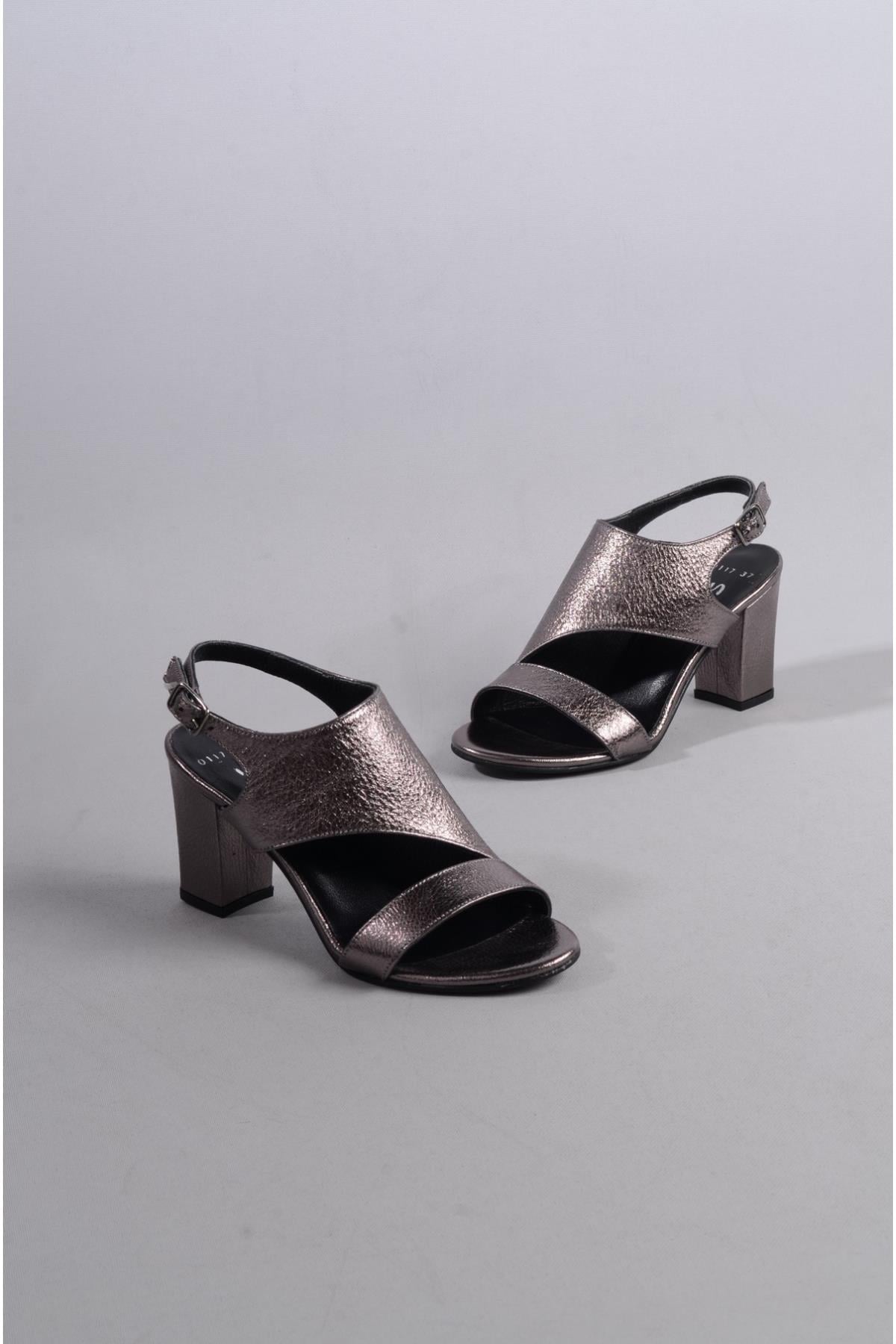 SEÇ 0117 HAKİKİ DERİ TOPUKLU AYAKKABI (8cm) PLATİN
