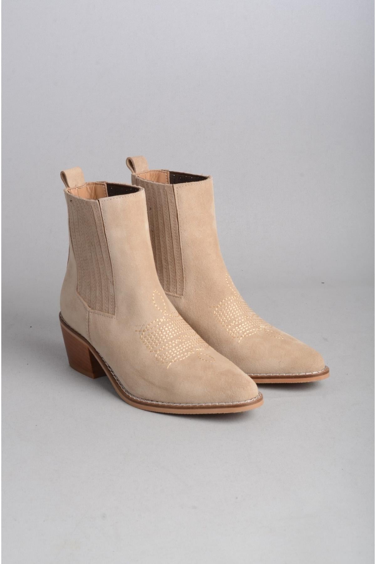 SEÇ 1623 HAKİKİ DERİ WESTERN TOPUKLU BOT (Topuk Boyu:6 cm) BEJ SÜET