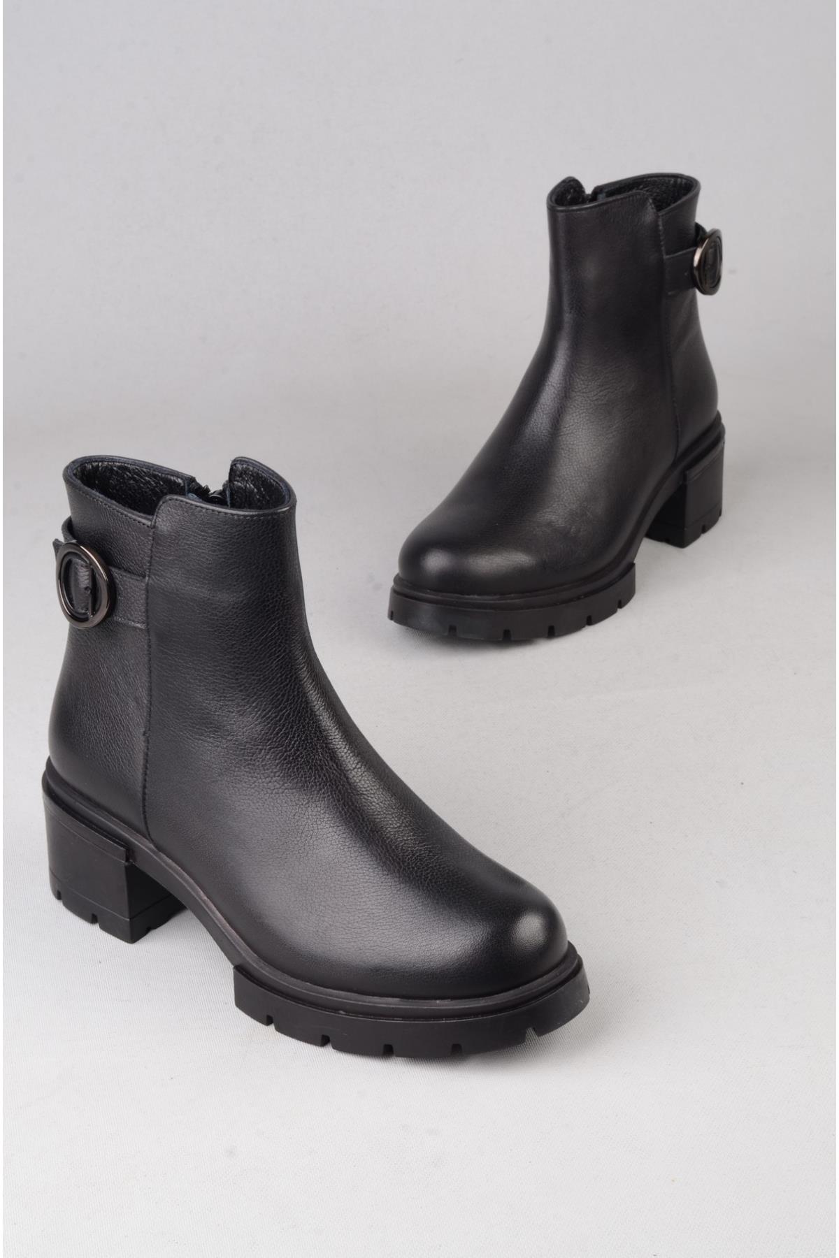 SEÇ 27362-1 HAKİKİ DERİ TOPUKLU KADIN BOT (Topuk Boyu:5 cm) SİYAH