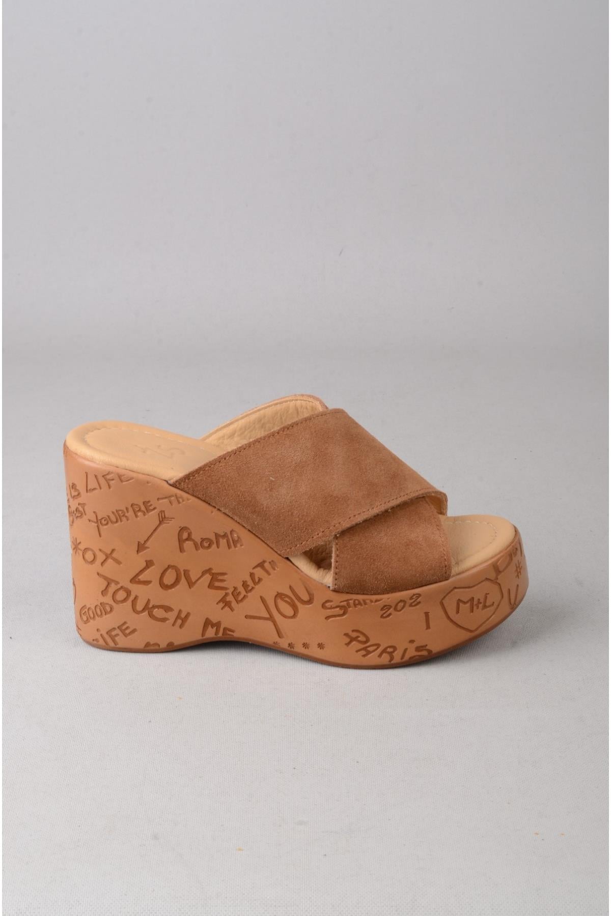 SEÇ 4022 HAKİKİ DERİ DOLGU TOPUK TERLİK (Topuk Boyu:10 cm, Platform: 3,5 cm) TABA SÜET