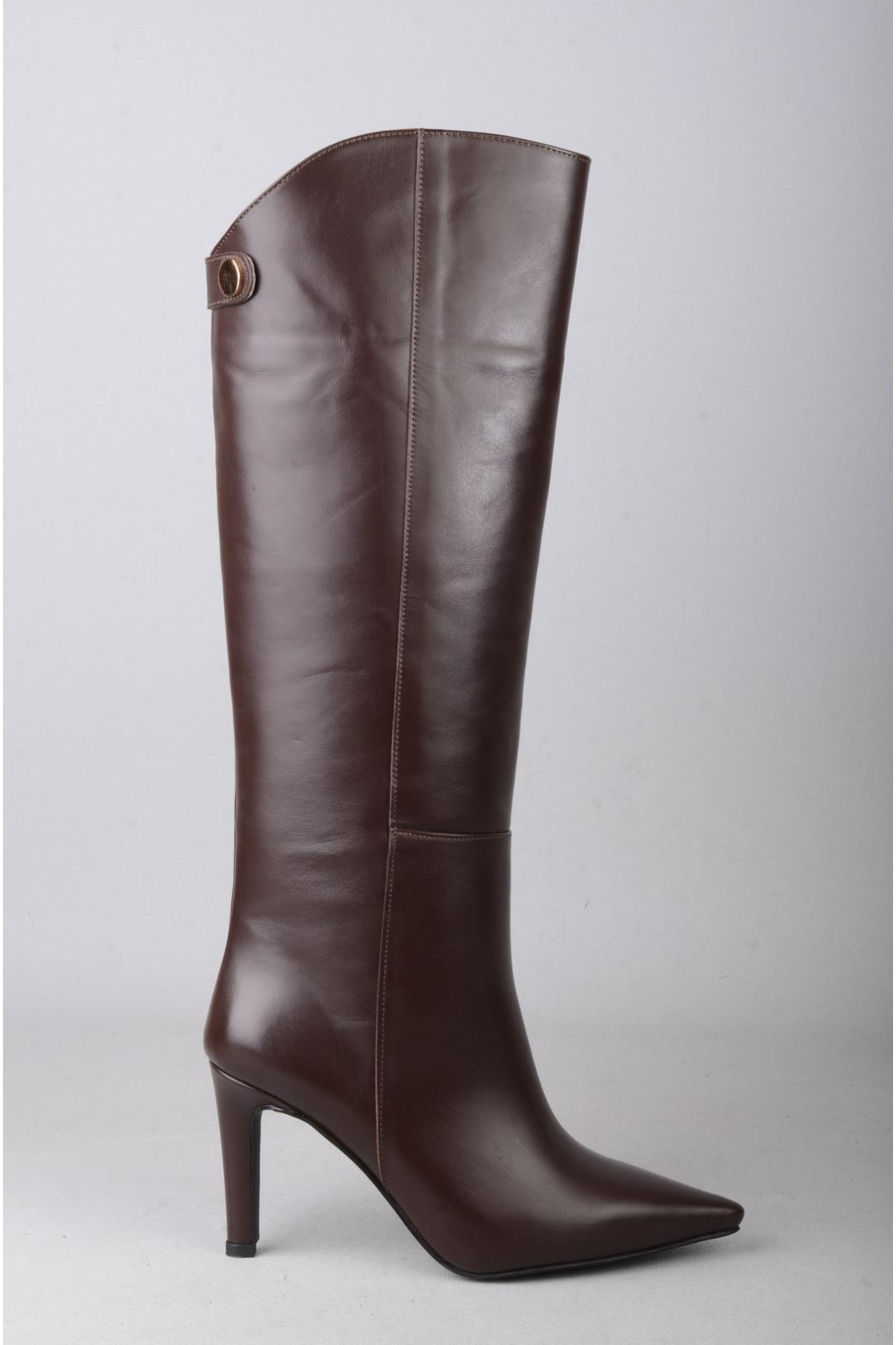 SEÇ 5550 HAKİKİ DERİ TOPUKLU KADIN ÇİZME (Topuk Boyu: 9 cm) KAHVE