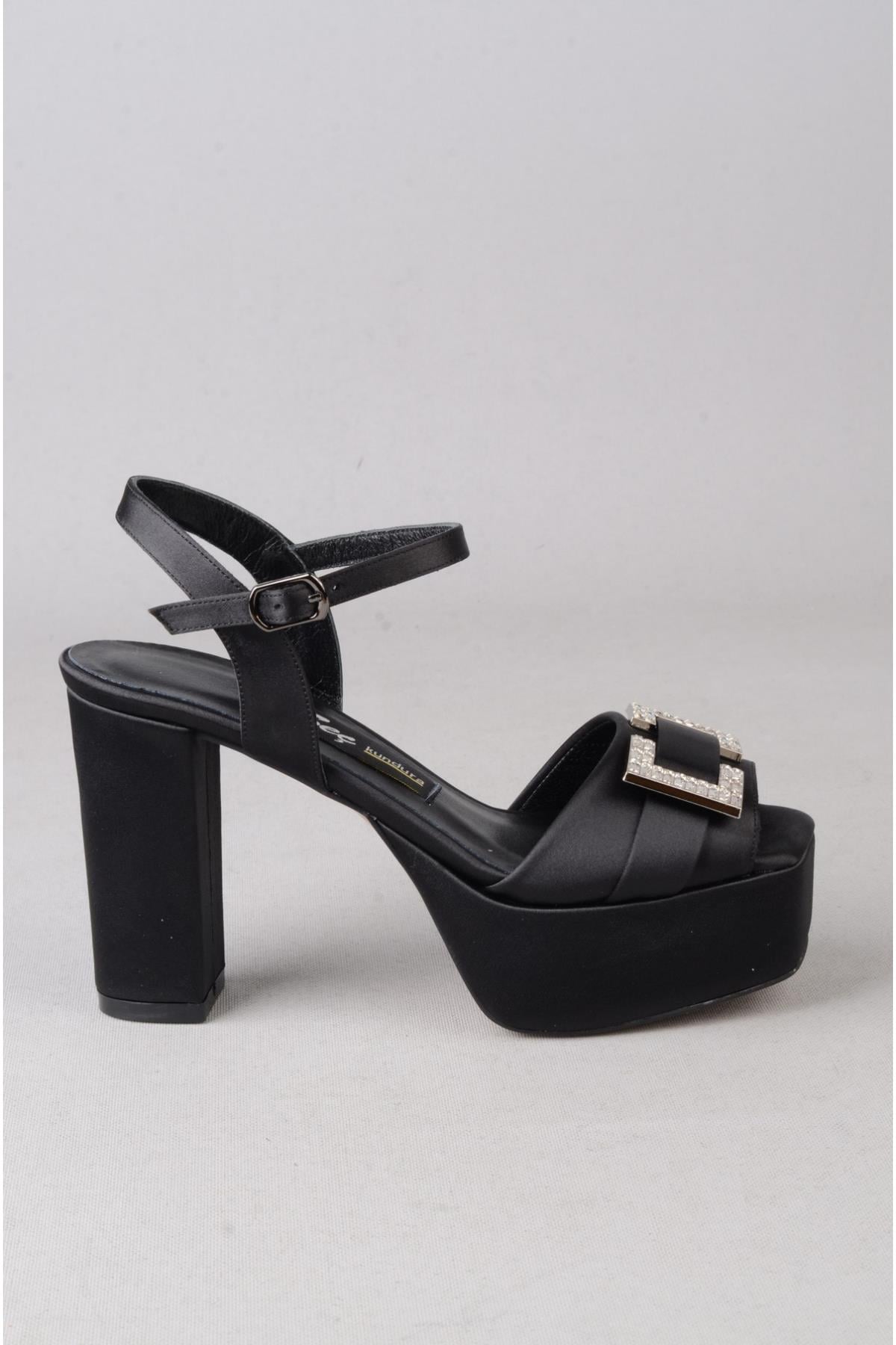 SEÇ 850 PLATFORM TOPUKLU ABİYE AYAKKABI (Topuk:10,5cm , platform:4cm) SİYAH SATEN
