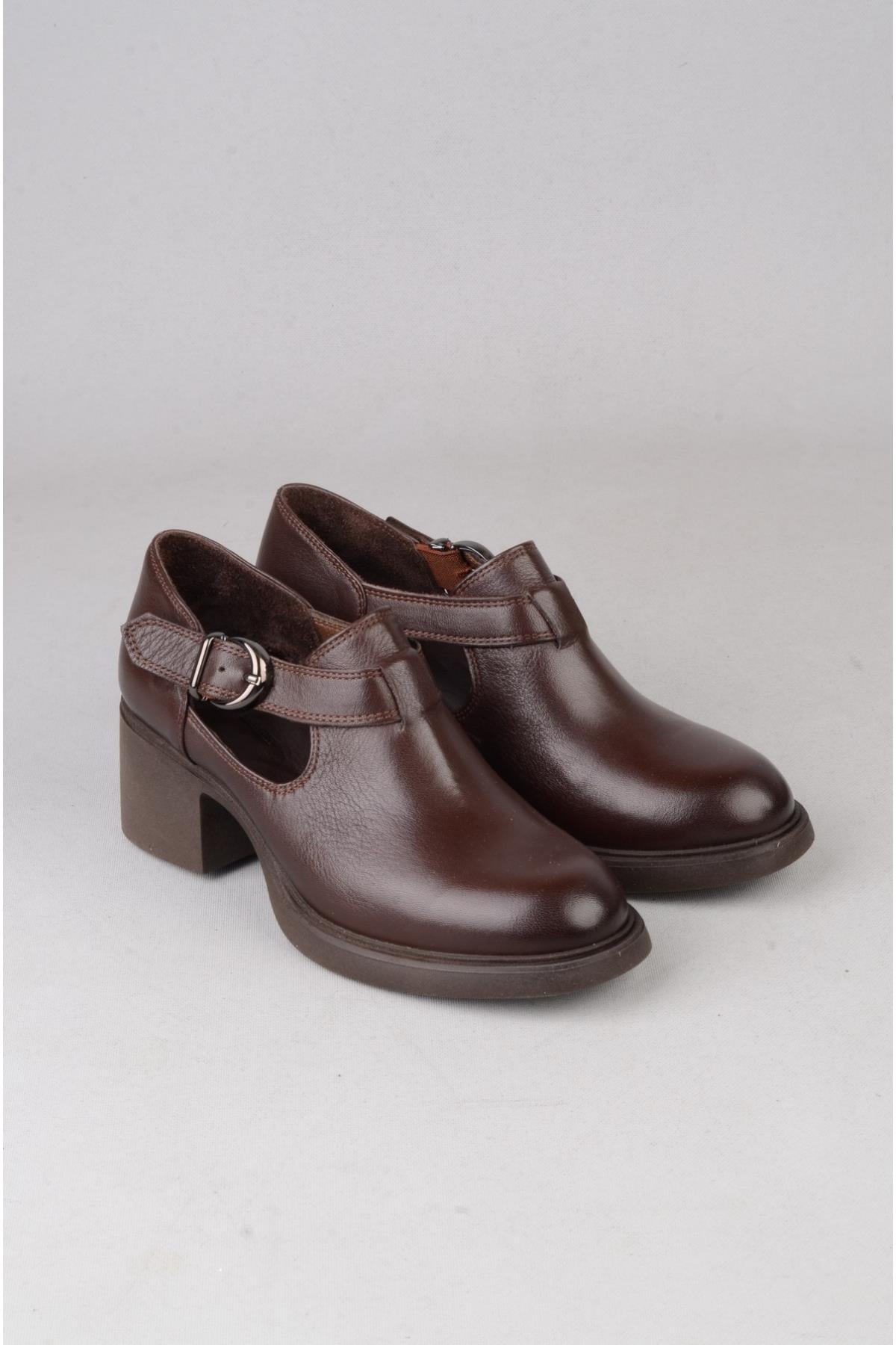 SEÇ D1034 HAKİKİ DERİ TOPUKLU KADIN AYAKKABI (Topuk Boyu:5 cm) KAHVE