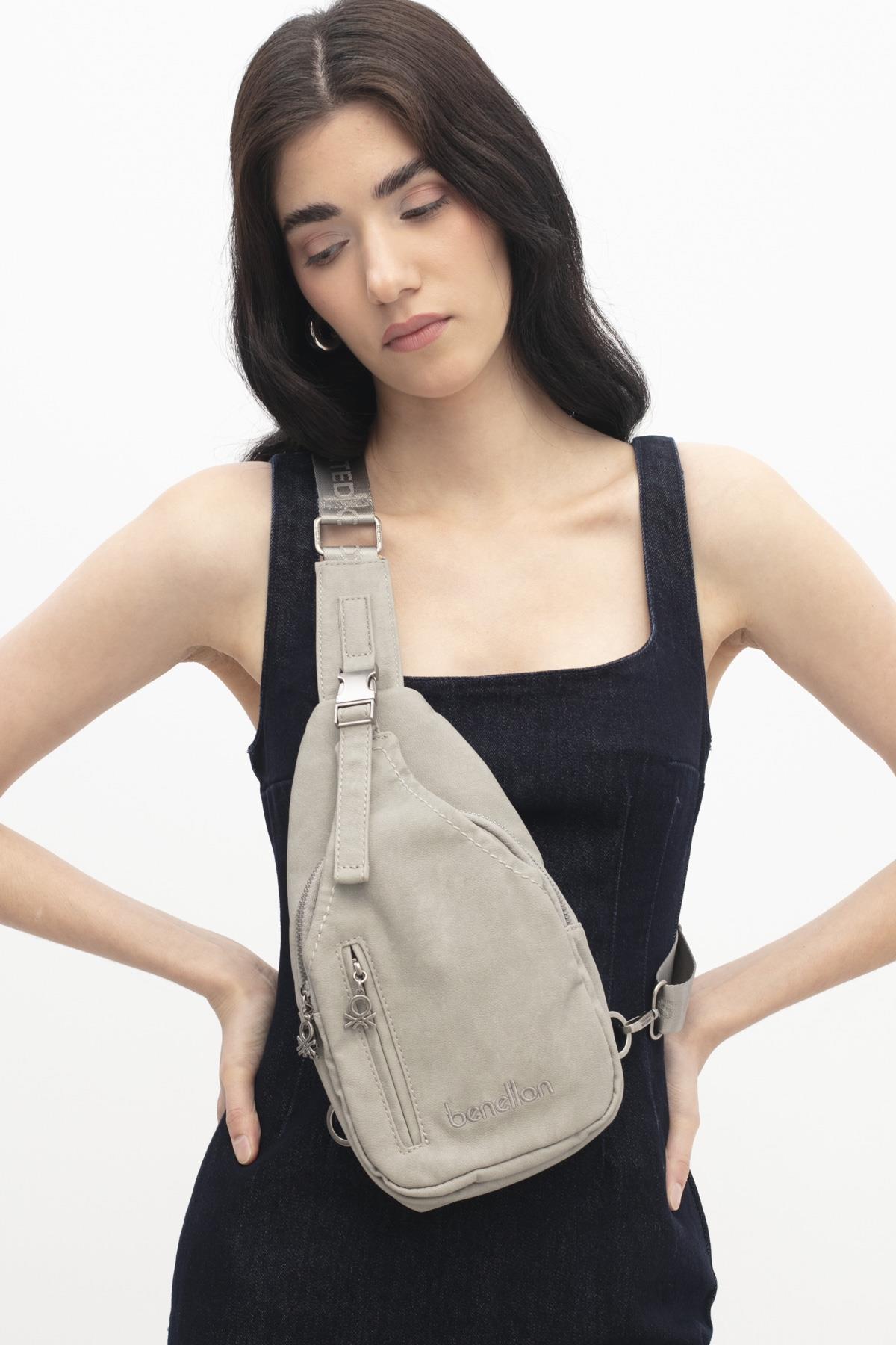United Colors of Benetton BNT1737 Body Bag TAŞ