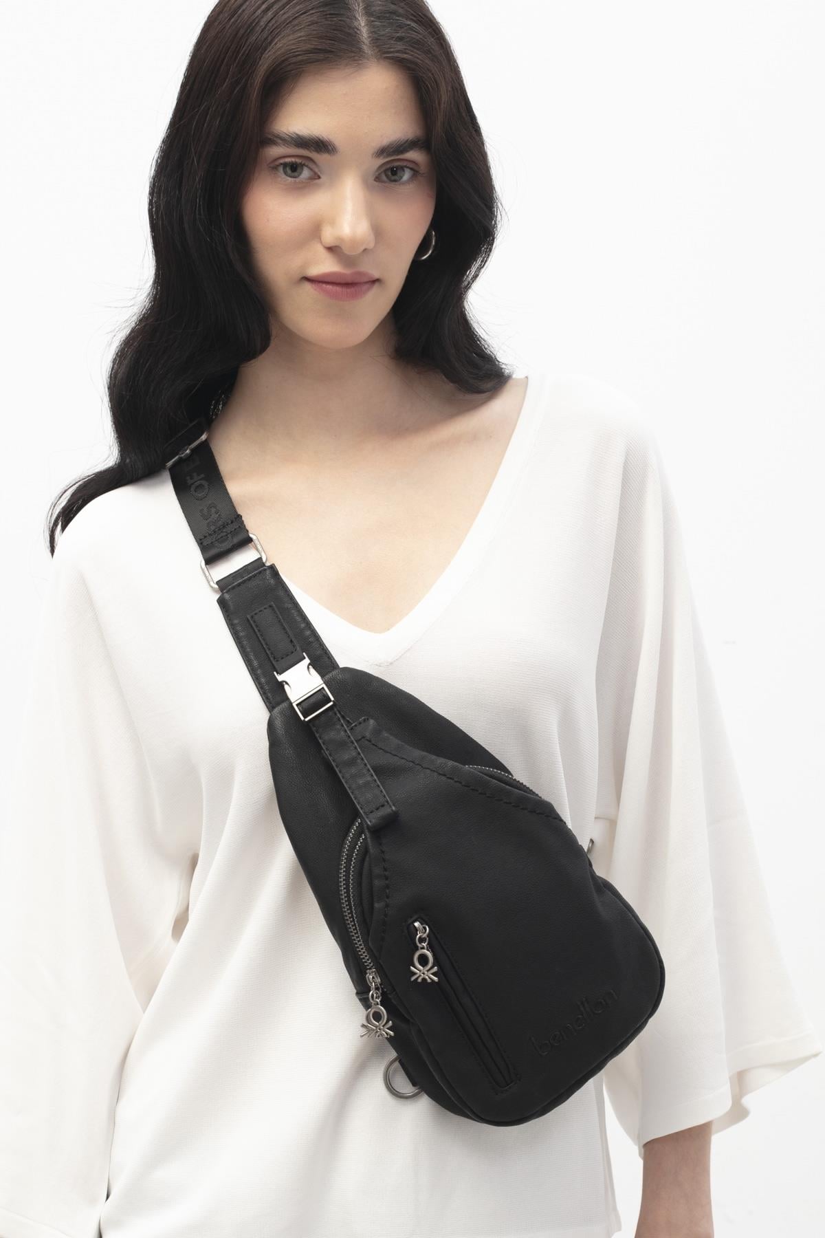 United Colors of Benetton BNT1737 Body Bag SİYAH
