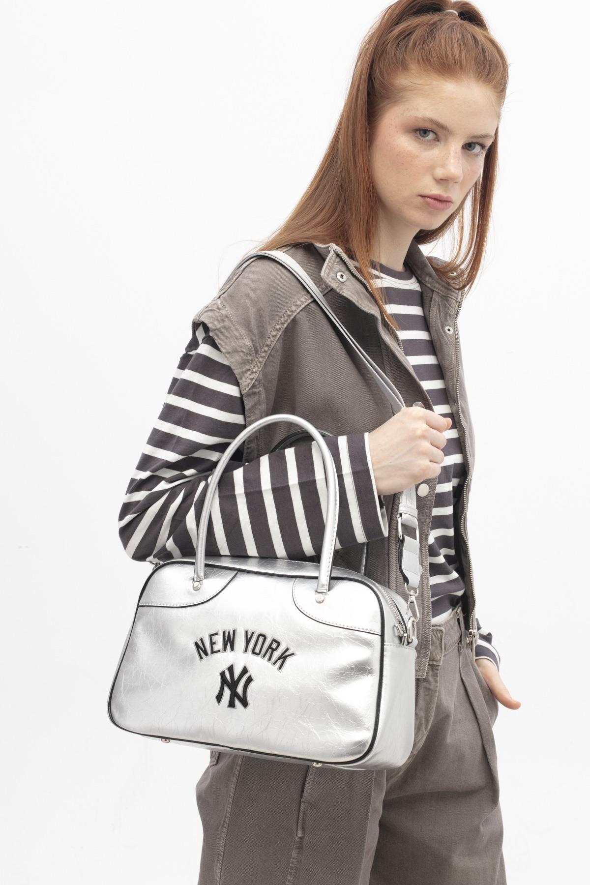 New York Yankees MLB028 Kol Çantası GÜMÜŞ