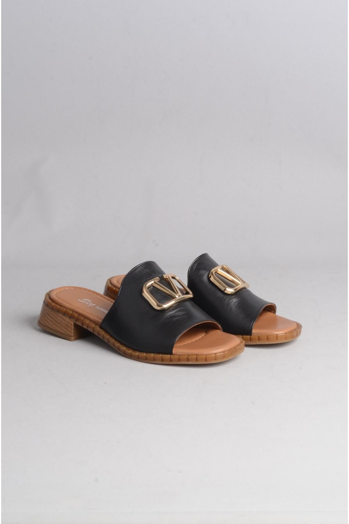 SEÇ 016 HAKİKİ DERİ TOKALI TERLİK (Topuk Boyu:3,5cm) SİYAH