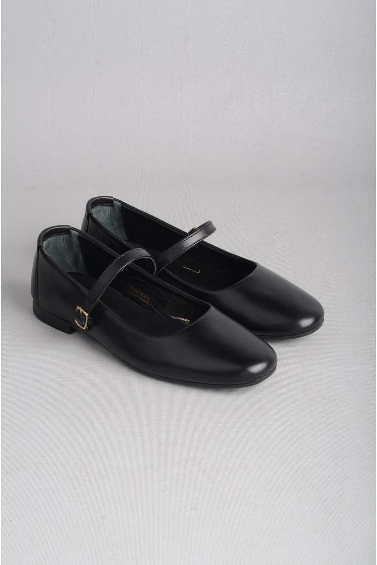 SEÇ 028 HAKİKİ DERİ KADIN BABET SİYAH