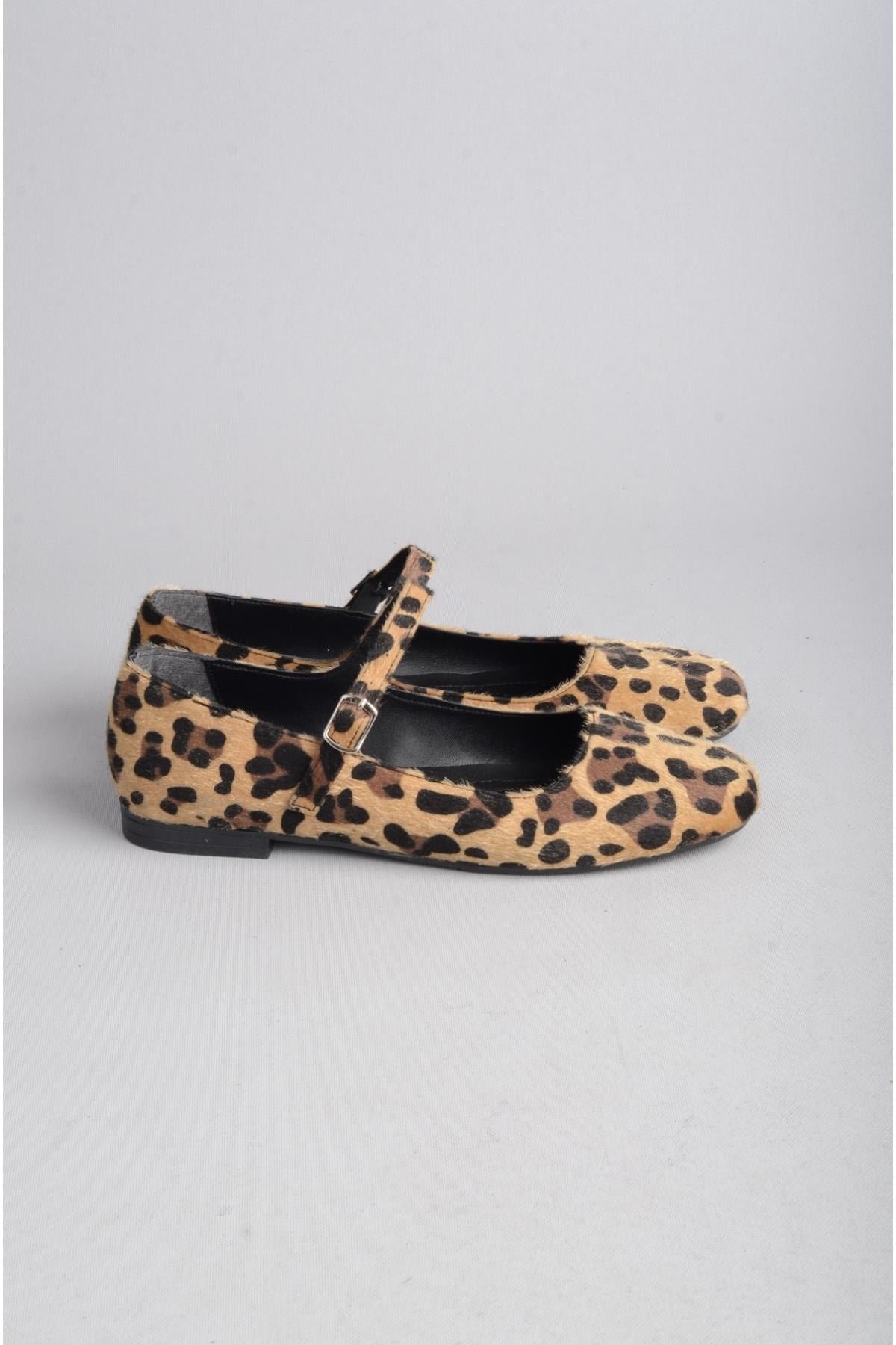 SEÇ 095 BARETLİ KADIN BABET LEOPAR