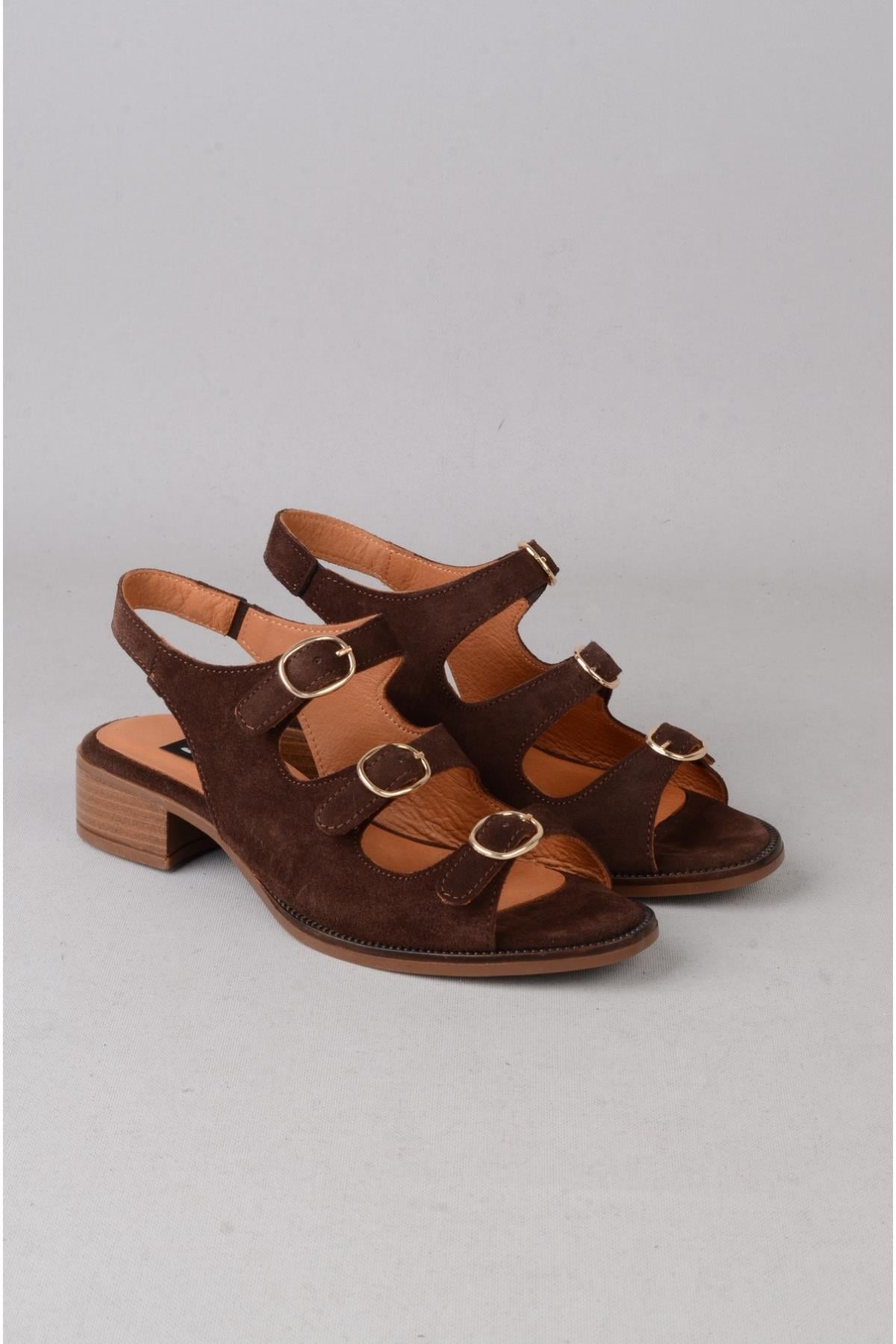 SEÇ 26108623Y HAKİKİ DERİ TOPUKLU KADIN SANDALET (Topuk Boyu:3 cm) KAHVE SÜET
