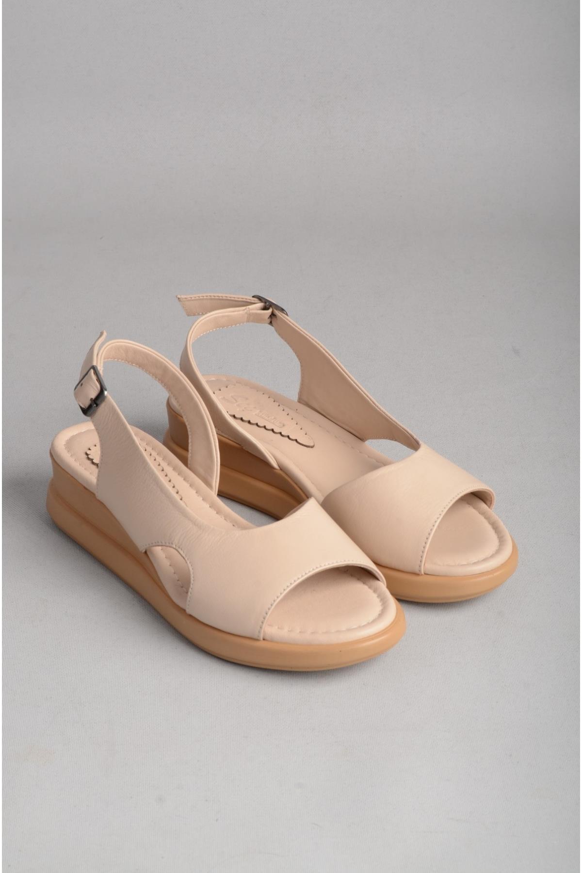 SEÇ 264 HAKİKİ DERİ DOLGU TOPUKLU SANDALET (Topuk Boyu: 4cm) BEJ