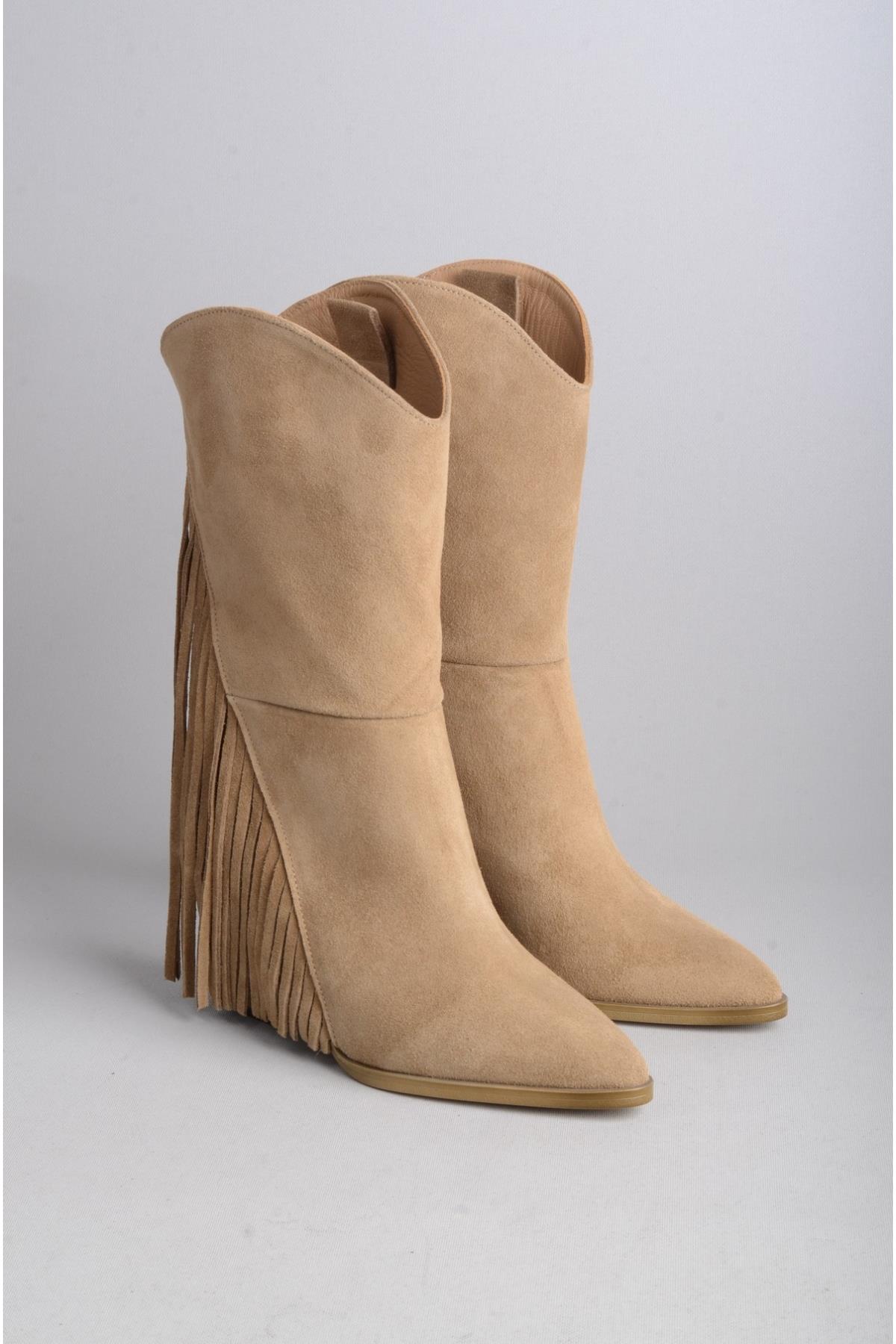 SEÇ 55060 HAKİKİ DERİ PÜSKÜLLÜ TOPUKLU KADIN ÇİZME (Topuk Boyu:8 cm) VİZON SÜET