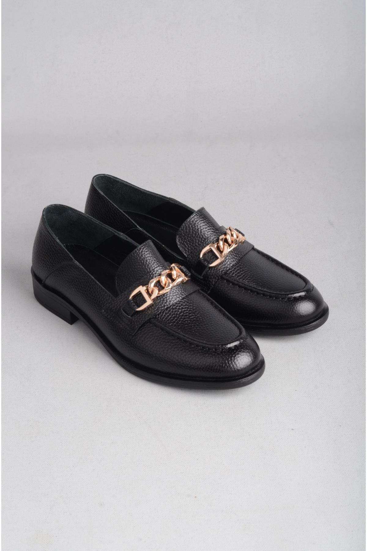 SEÇ 66354 HAKİKİ DERİ ZİNCİR DETAYLI KADIN LOAFER SİYAH