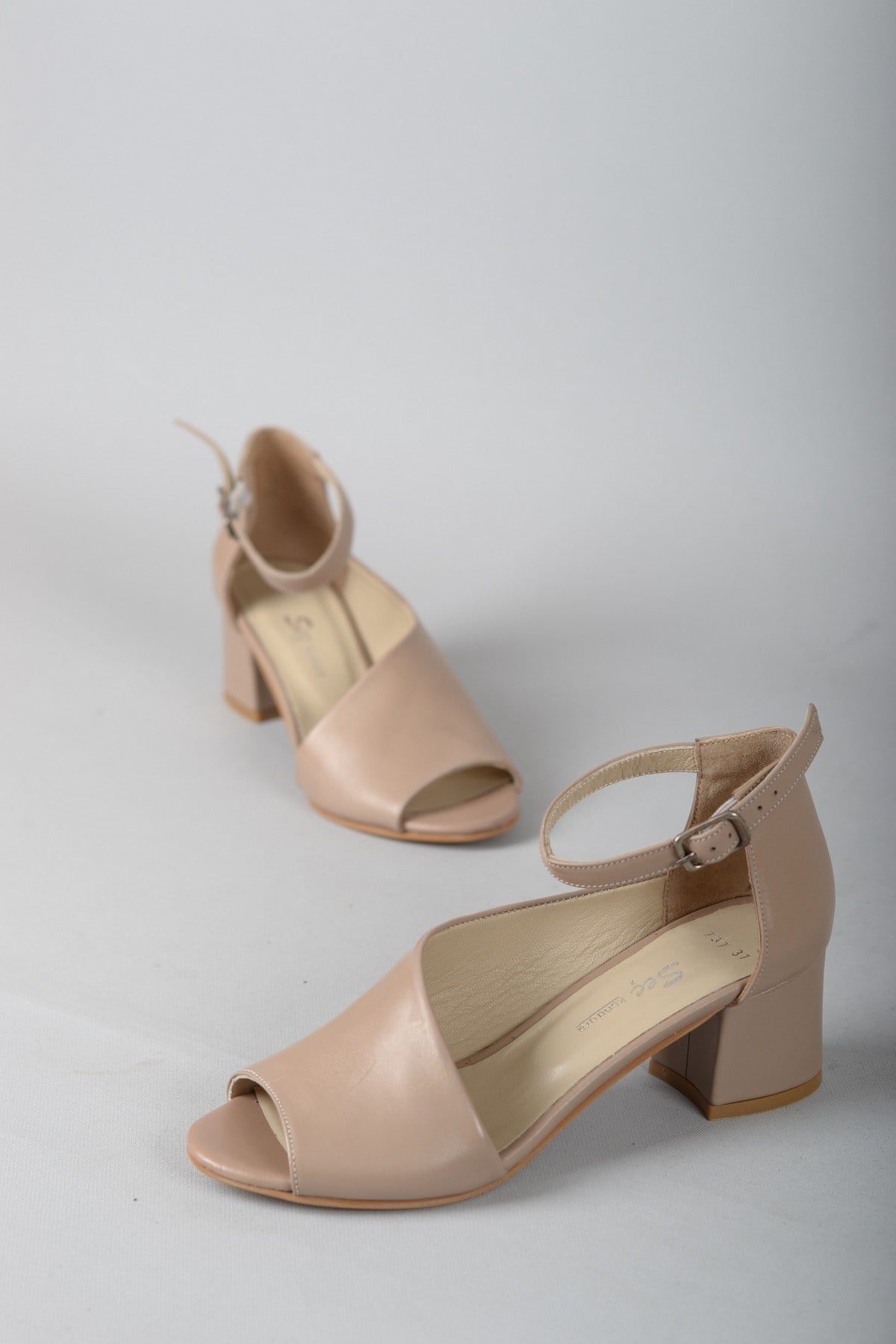 SEÇ 737 HAKİKİ DERİ TOPUKLU SANDALET (5cm) VİZON