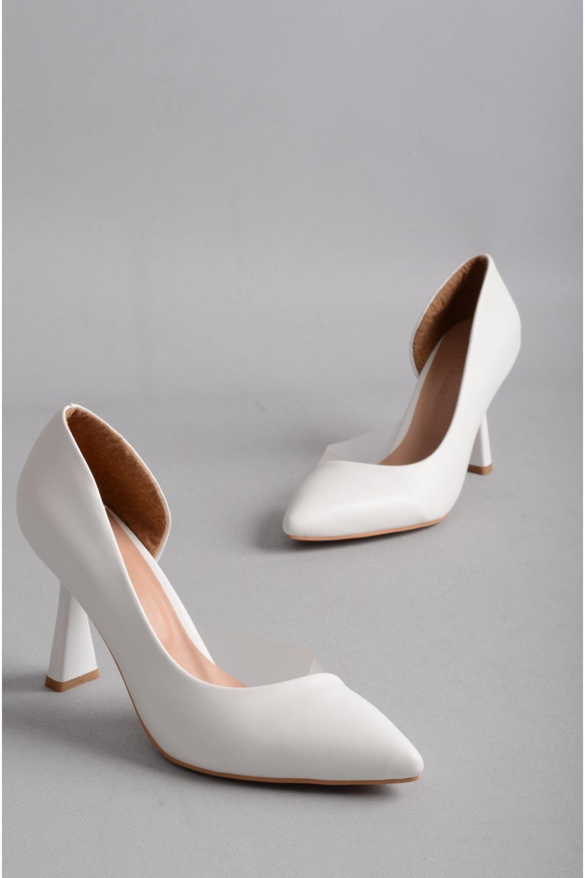 SEÇ 751 STİLETTO TOPUKLU AYAKKABI (9 cm) BEYAZ