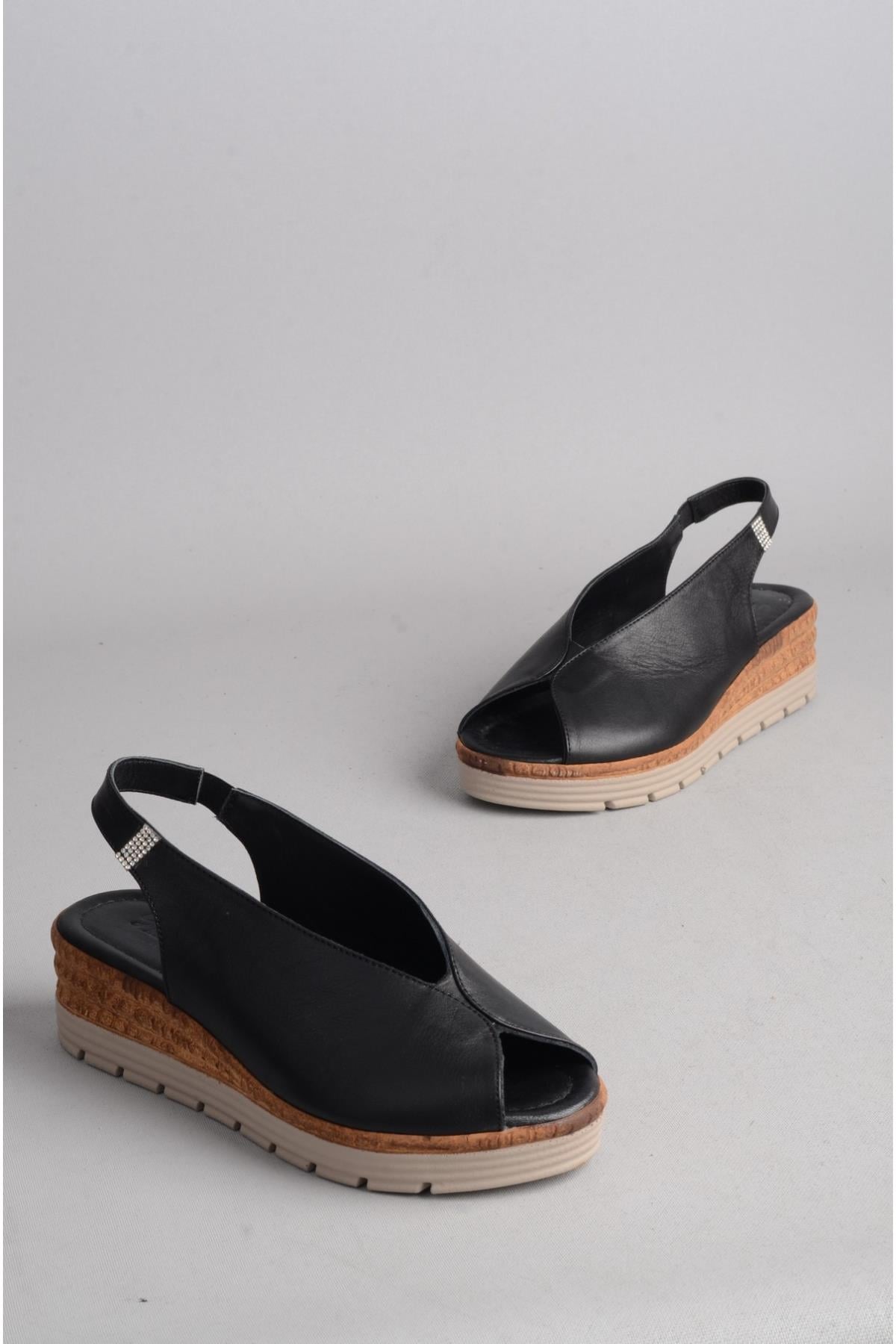 SEÇ 8094 HAKİKİ DERİ DOLGU TOPUK SANDALET (Topuk Boyu:5cm) SİYAH