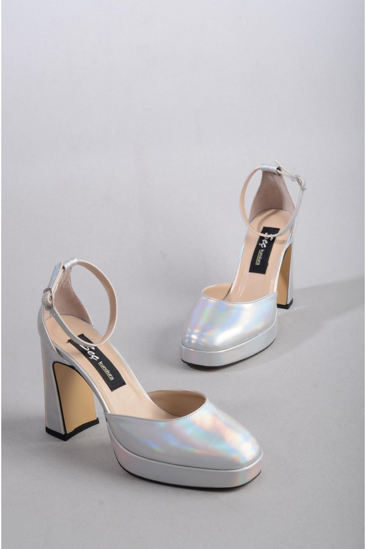 SEÇ 8249 PLATFORMLU TOPUKLU KADIN  AYAKKABI (Topuk: 9,5 cm Platform: 2 cm) GÜMÜŞ