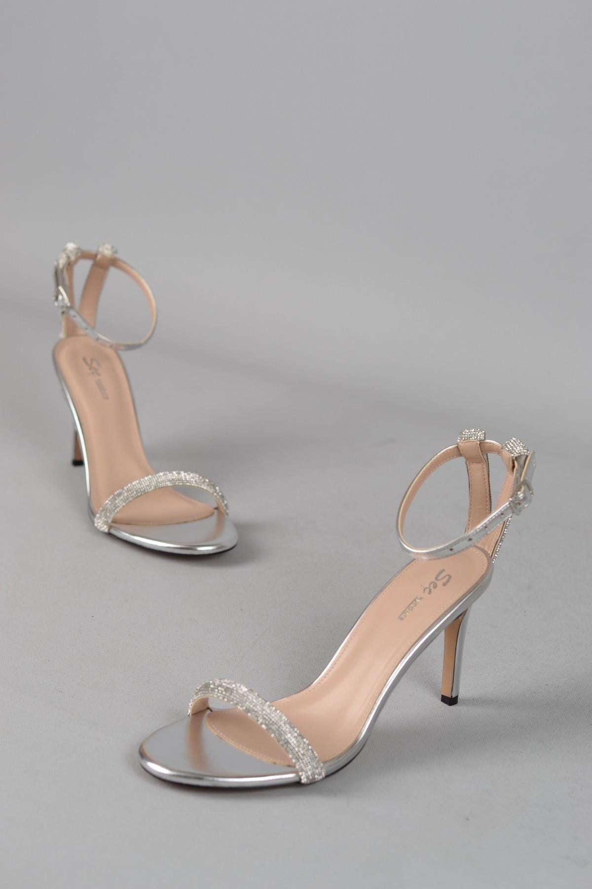 SEÇ 829 ÖZEL ÜRETİM TAŞLI ABİYE AYAKKABI (10cm) GÜMÜŞ