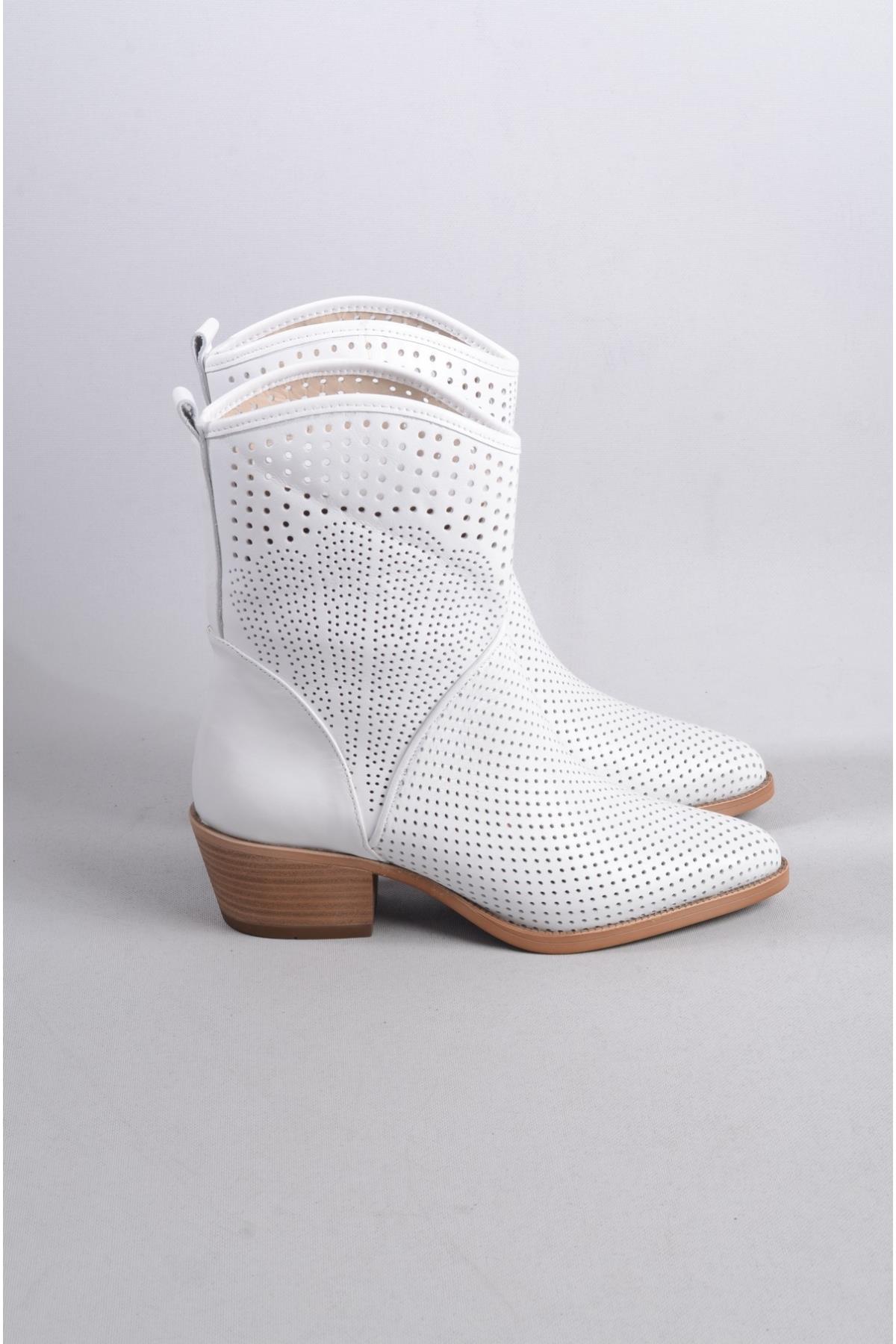 SEÇ 8590 HAKİKİ DERİ WESTERN YAZLIK BOT (Topuk boyu:5cm) BEYAZ