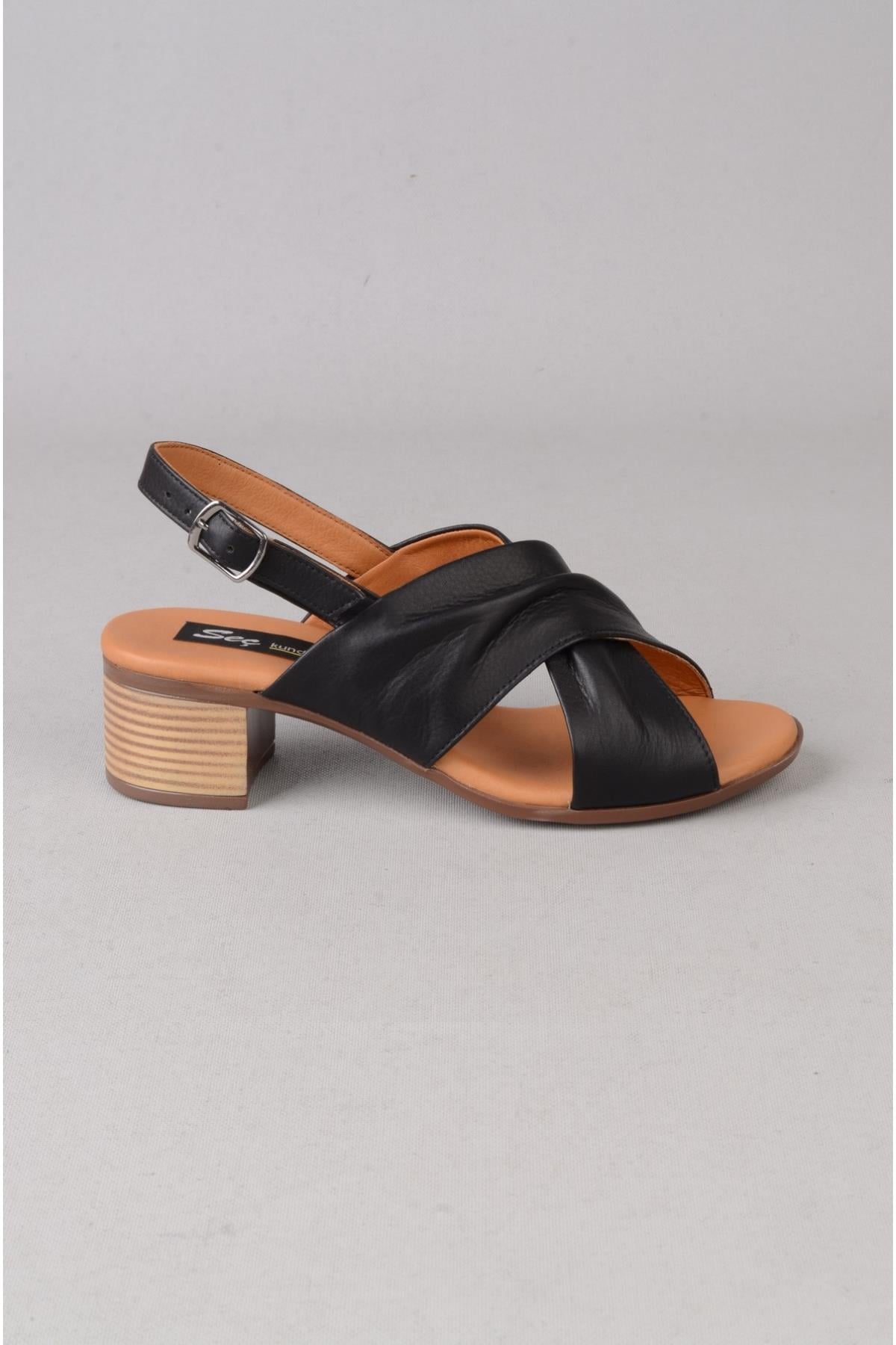 SEÇ 880452 HAKİKİ DERİ TOPUKLU SANDALET (Topuk: 5cm) SİYAH