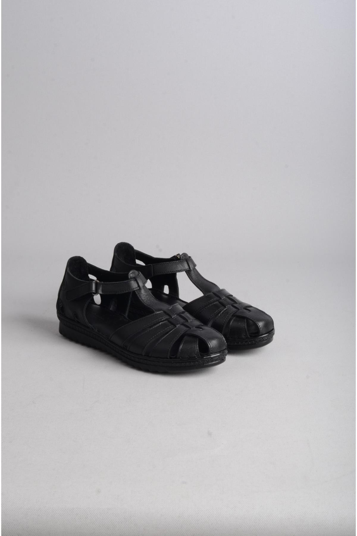 SEÇ 89 HAKİKİ DERİ ANATOMİK SANDALET SİYAH