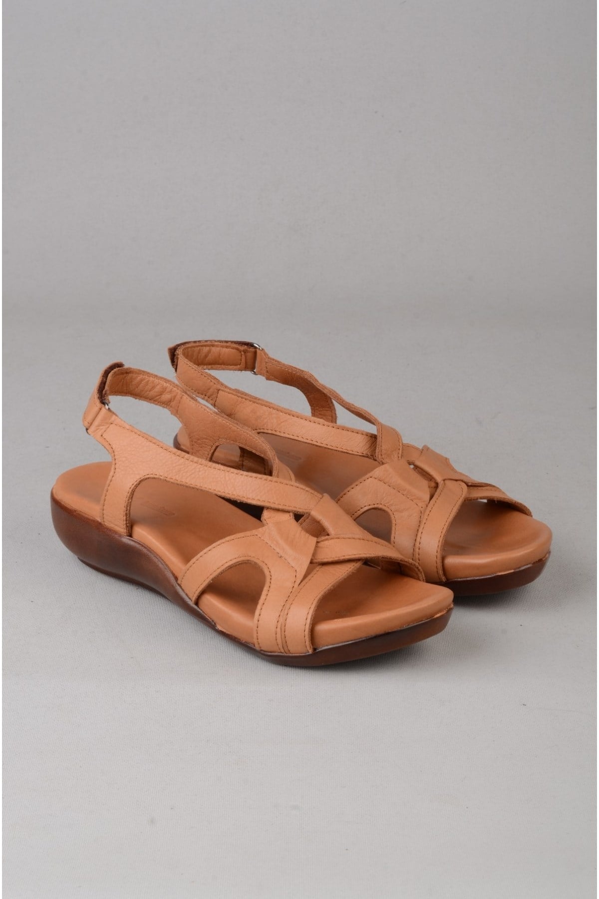 Zyn 9037 Hakiki Deri Kadin Anatomik Sandalet Taba