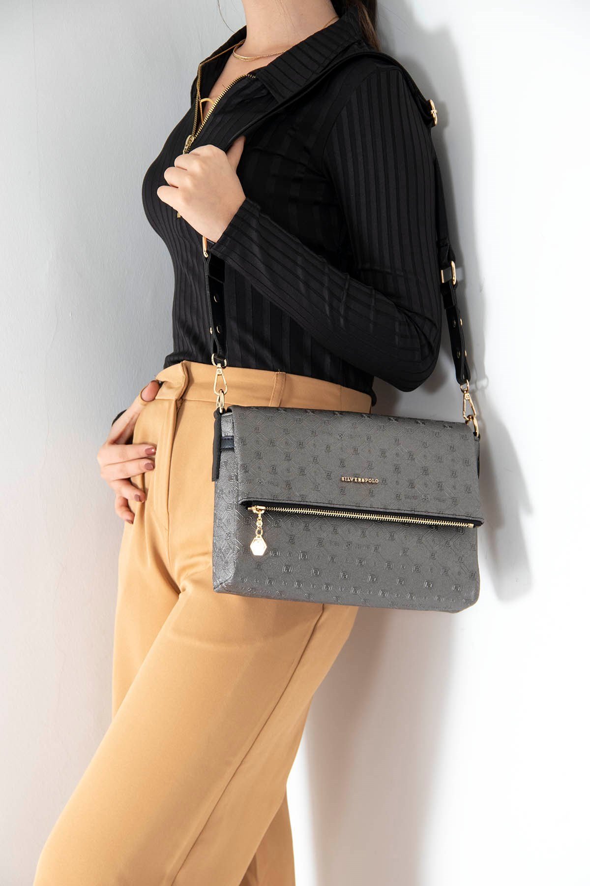 SİLVER POLO TEK BÖLMELİ KADIN ÇAPRAZ ÇANTA 963 M46 39064 PLATİN MAT SİYAH