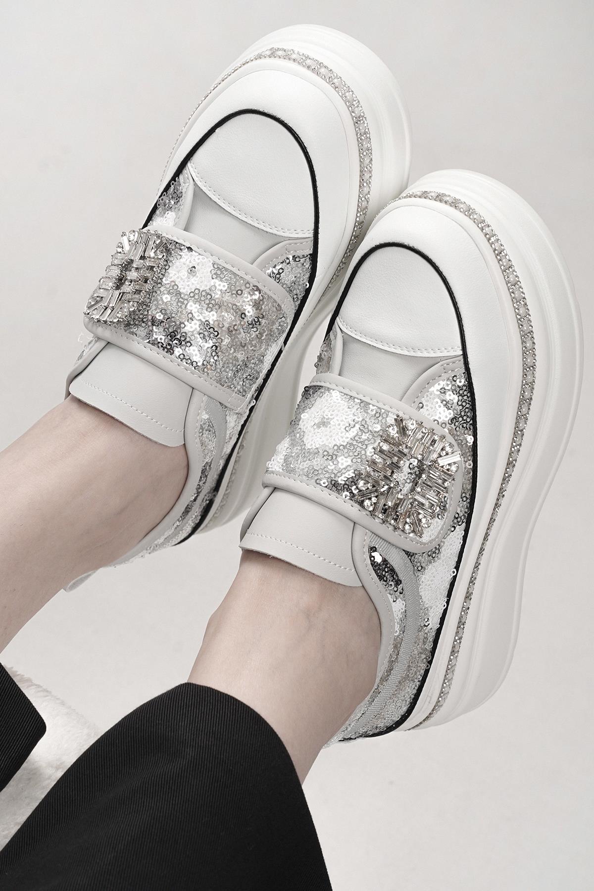 JAMİE GUJA İTHAL ÖZEL SERİ TABAN TAŞ DETAYLI PULLU CIRTLI KADIN SPOR AYAKKABI GRİ