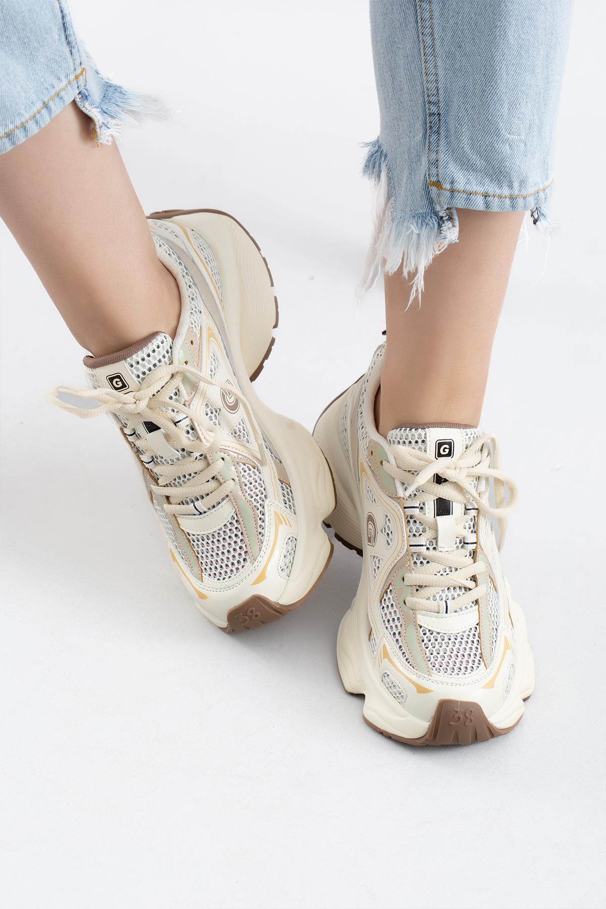 GUJA İTHAL ÖZEL SERİ COMFORT KADIN SPOR AYAKKABI 24Y459 BEJ