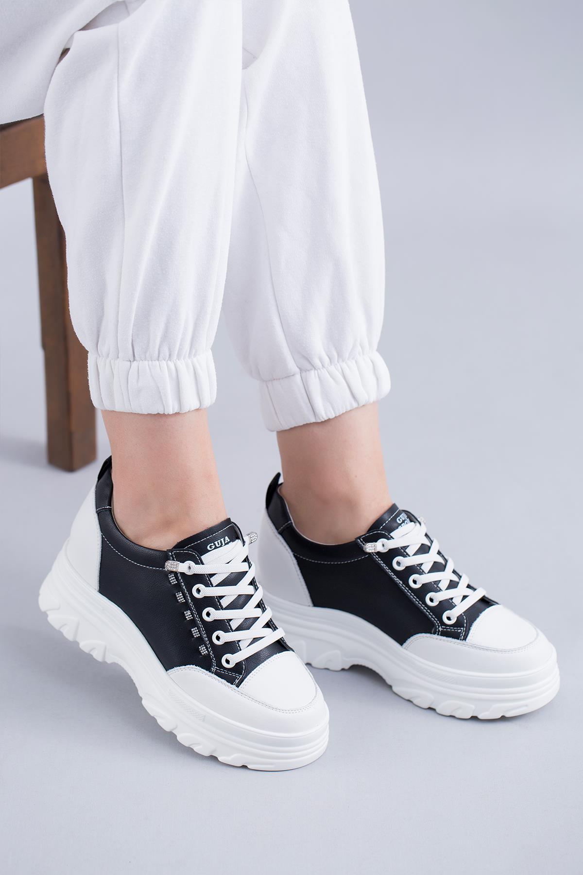 LORENE ORİJİNAL GUJA İTHAL HAKİKİ DERİ DOLGU TOPUK KADIN SPOR AYAKKABI SİYAH