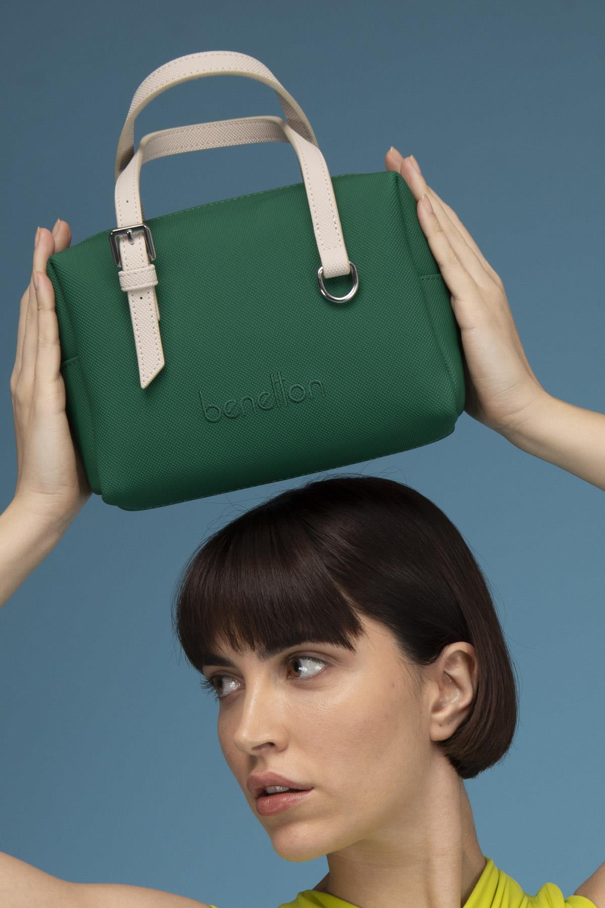BENETTON KADIN ÇAPRAZ ÇANTA BNT1582 ZÜMRÜT BEJ